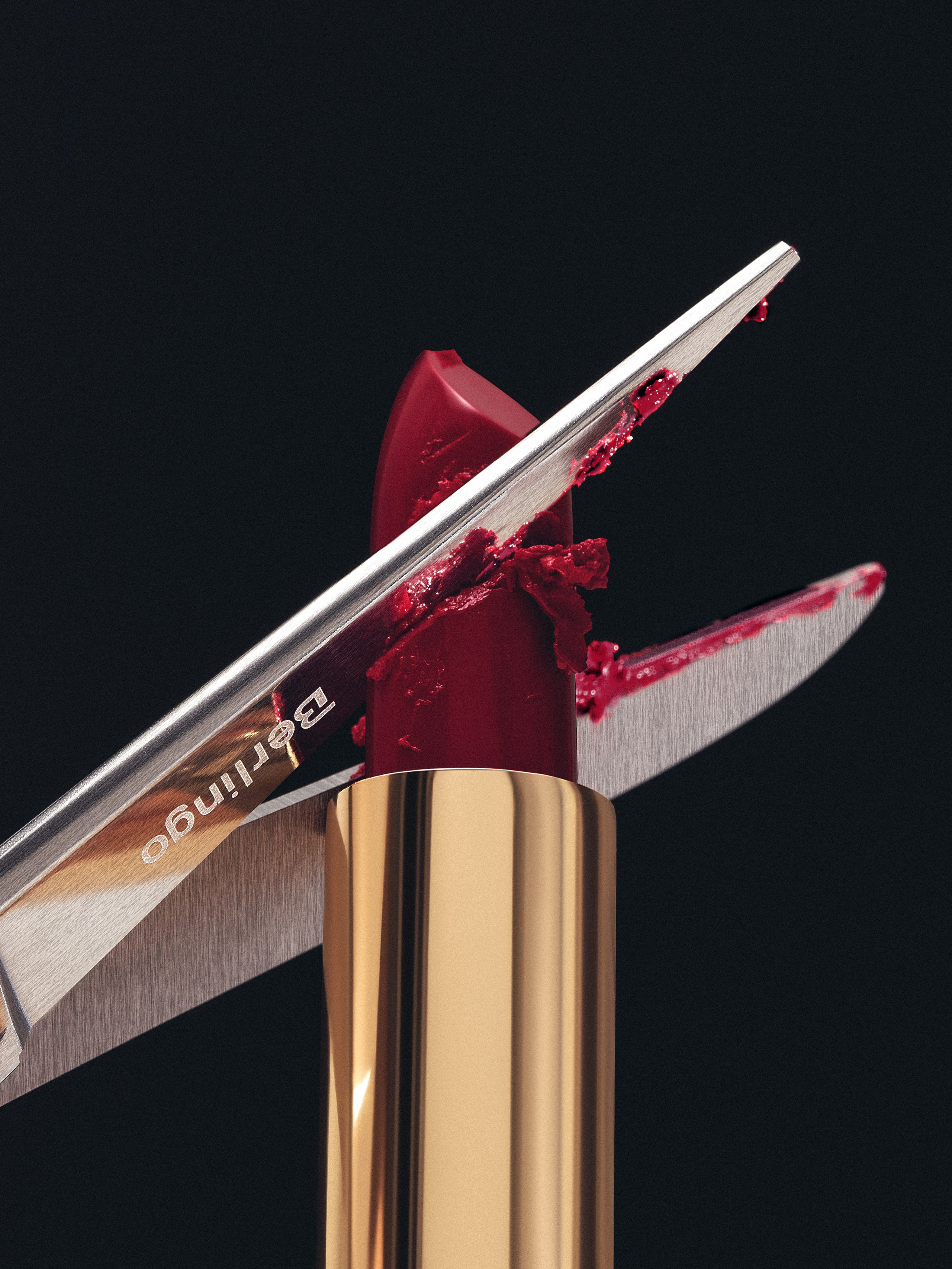 PRODUCT. Retoucher. Post-production servis