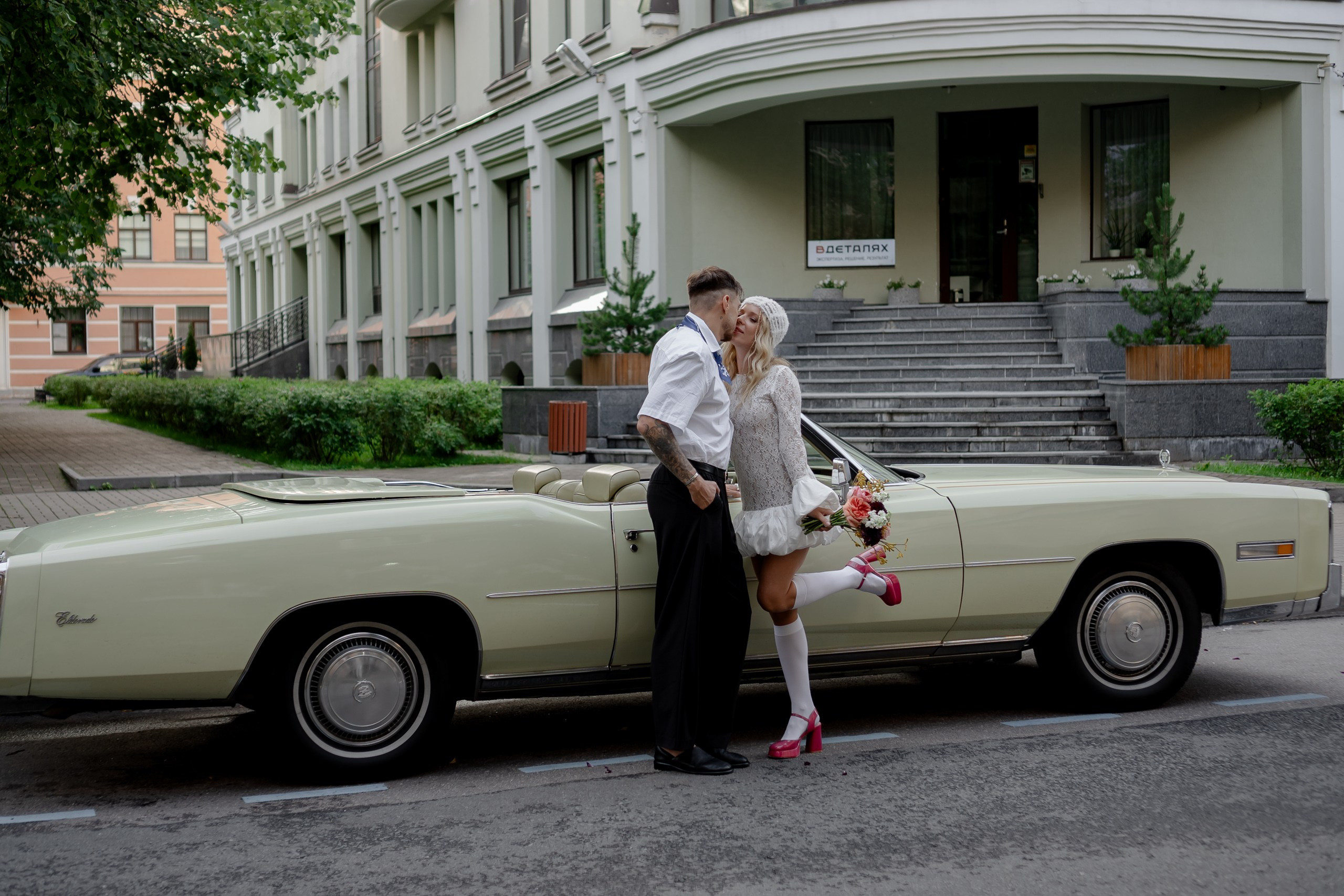 СВАДЕБНАЯ СЬЕМКА С КАБРИОЛЕТОМ В САНТК-ПЕТЕРБУРГЕ НА ПЕТРОГРАДКЕ В ОТЕЛЕ ПАНОРАМИКА. Профессиональный фотограф, Санкт-Петербург — Виктория Богомолова