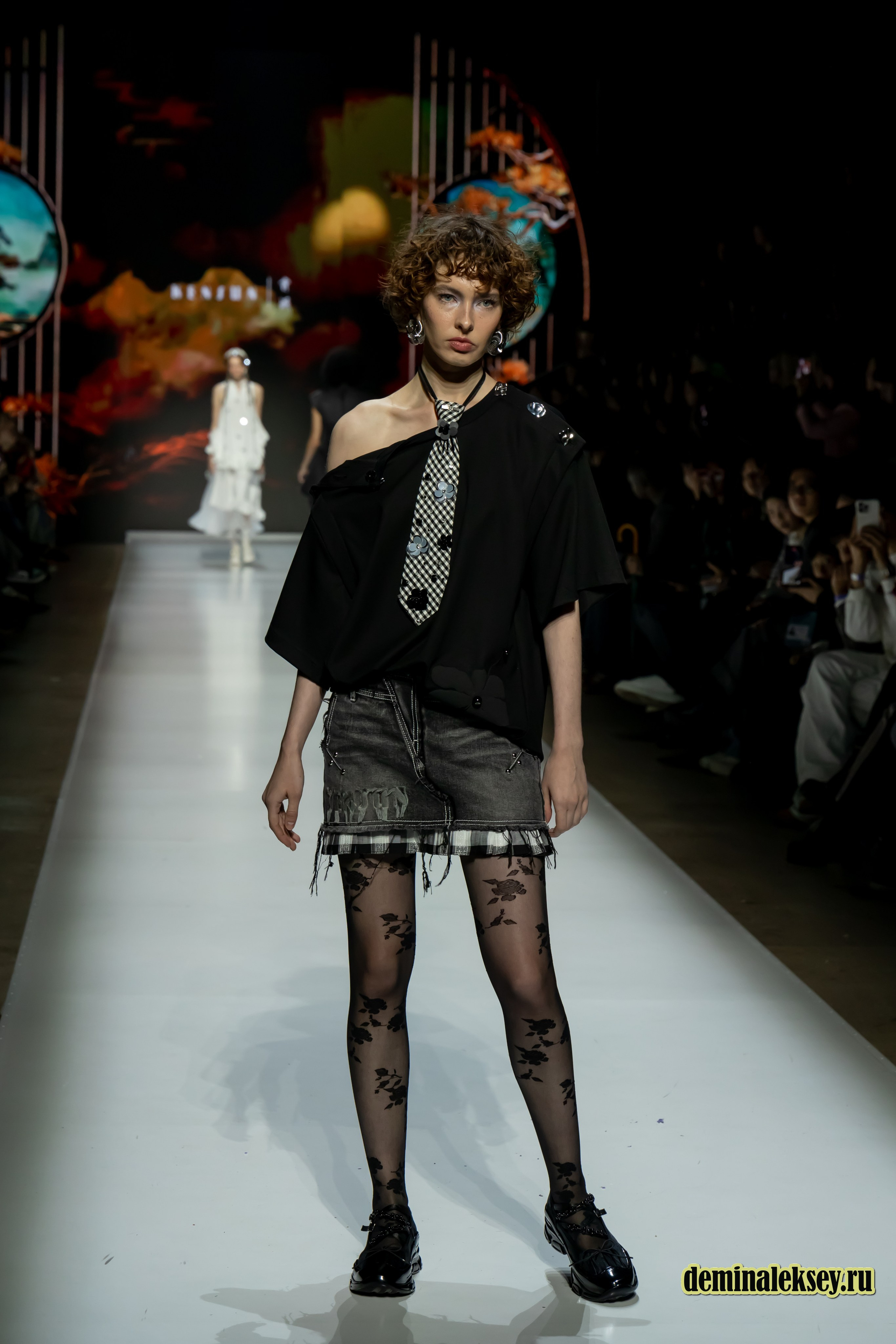 Московская неделя моды 2024 4 октября дизайнер KenSun Китай/China. Репортажный, семейный и студийный фотограф в Москве Демин Алексей