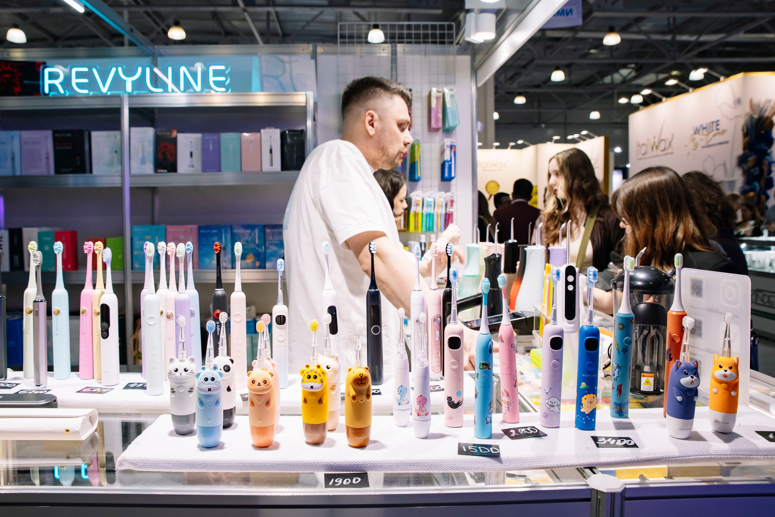 Выставка BEAUNITY by InterCHARM 2026. Профессиональный фотограф в Москве | Заказать фотосессию и съемку