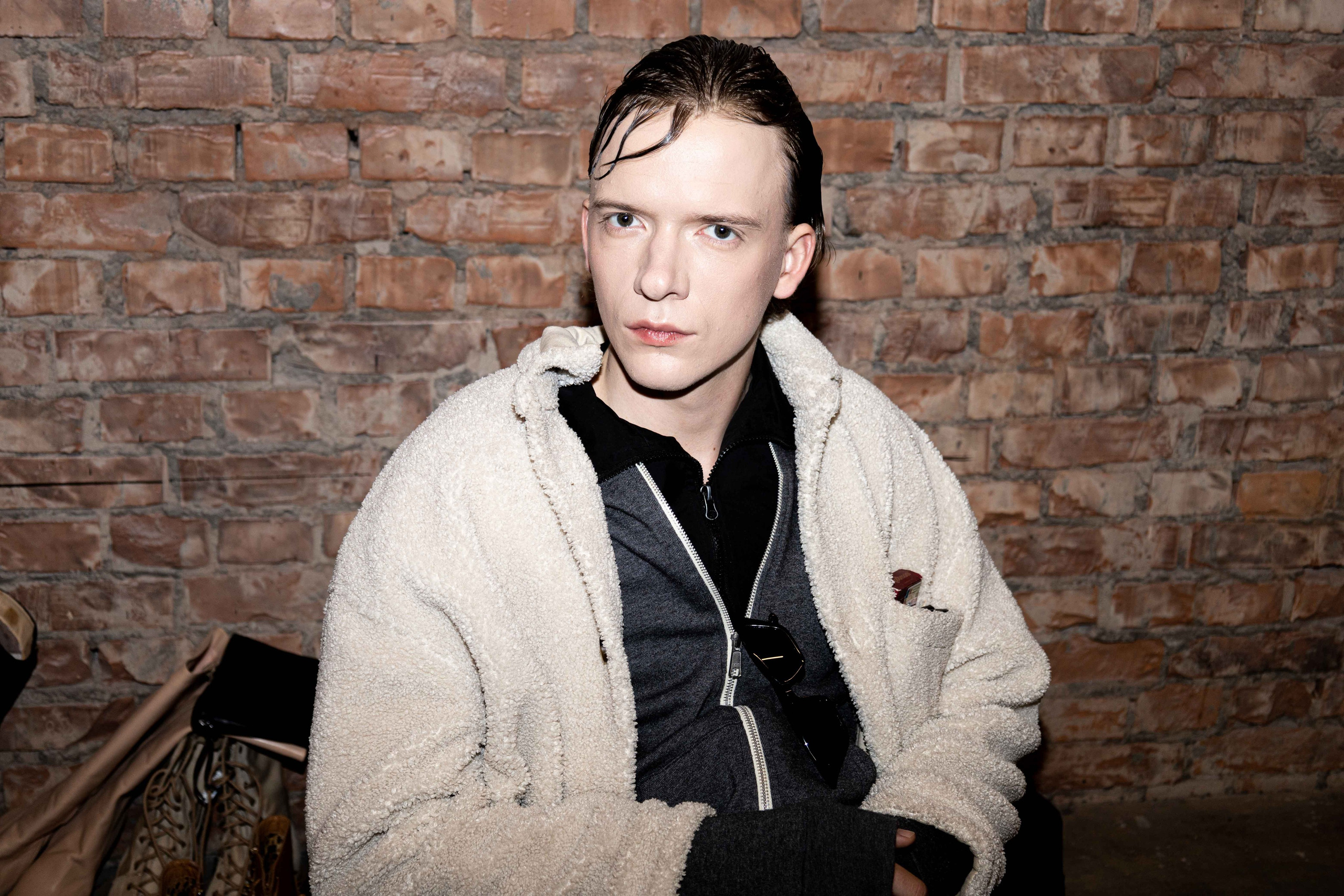 Auxi Backstage. VICTORIA SHU