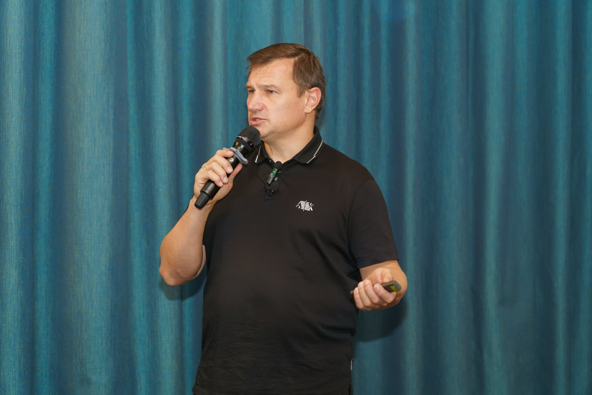 Выступление спикера. Photomantis