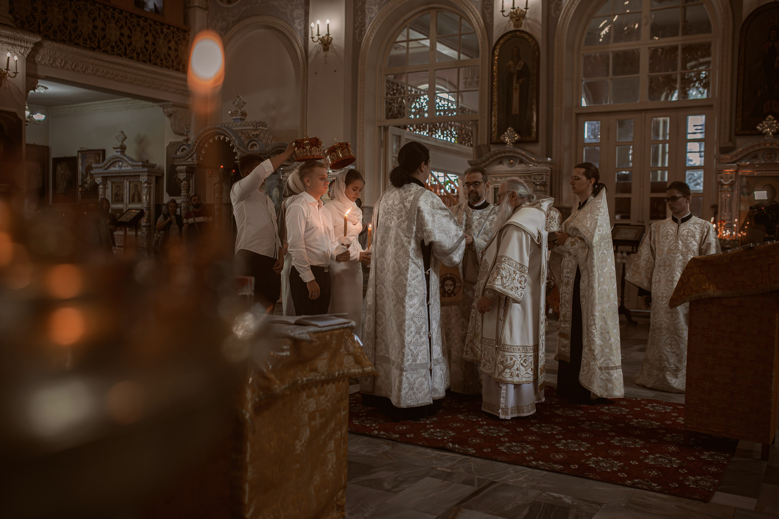 совершение таинства Венчания в Ташкенте митрополитом Ташкентским и Узбекистанским Викентием