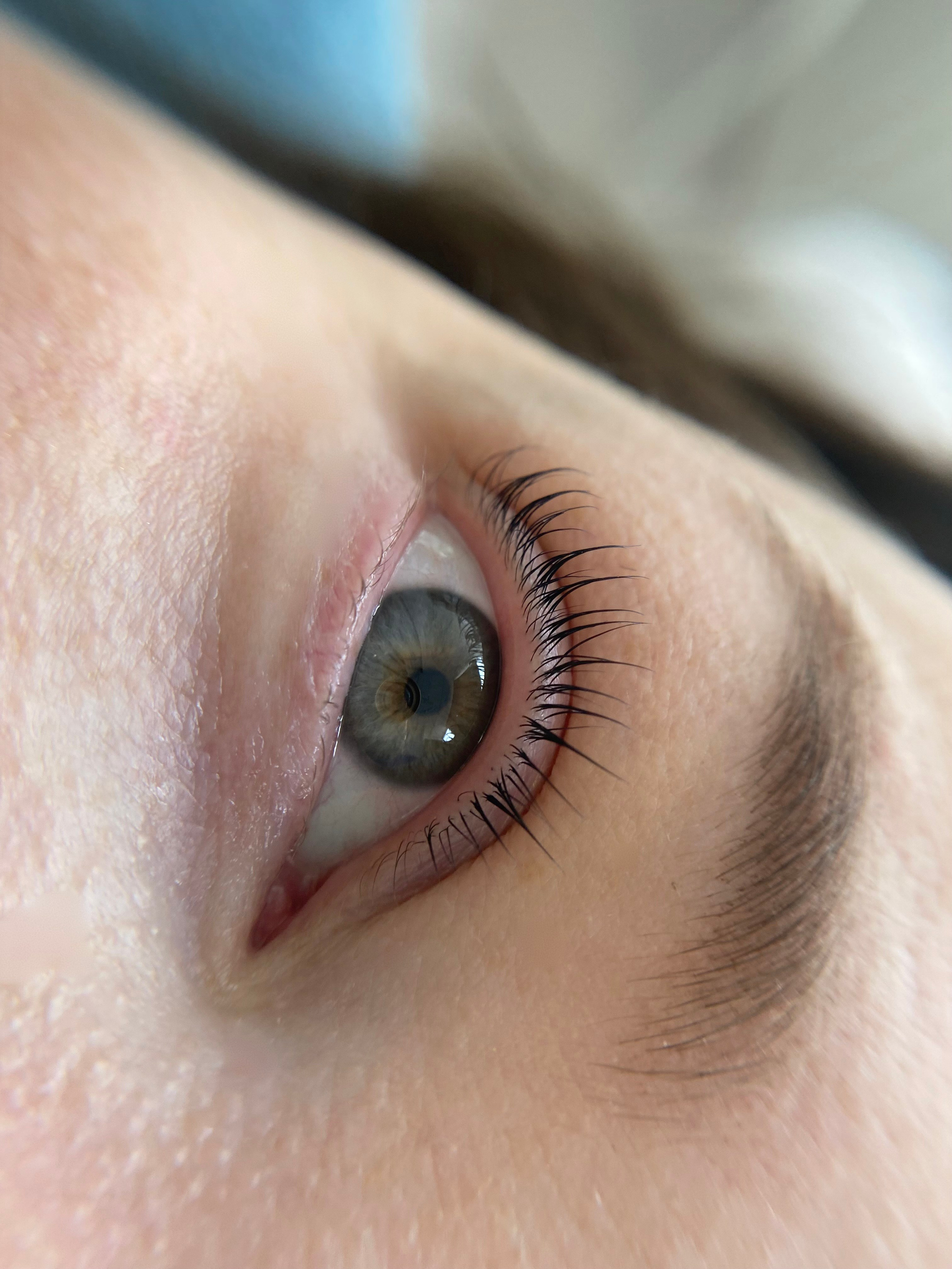 Ламинирование ресниц в Москве. СВАДЕБНЫЙ ВИЗАЖИСТ-СТИЛИСТ В МОСКВЕ ПРИЧЕСКИ МАКИЯЖ БРОВИ ВЫЕЗД