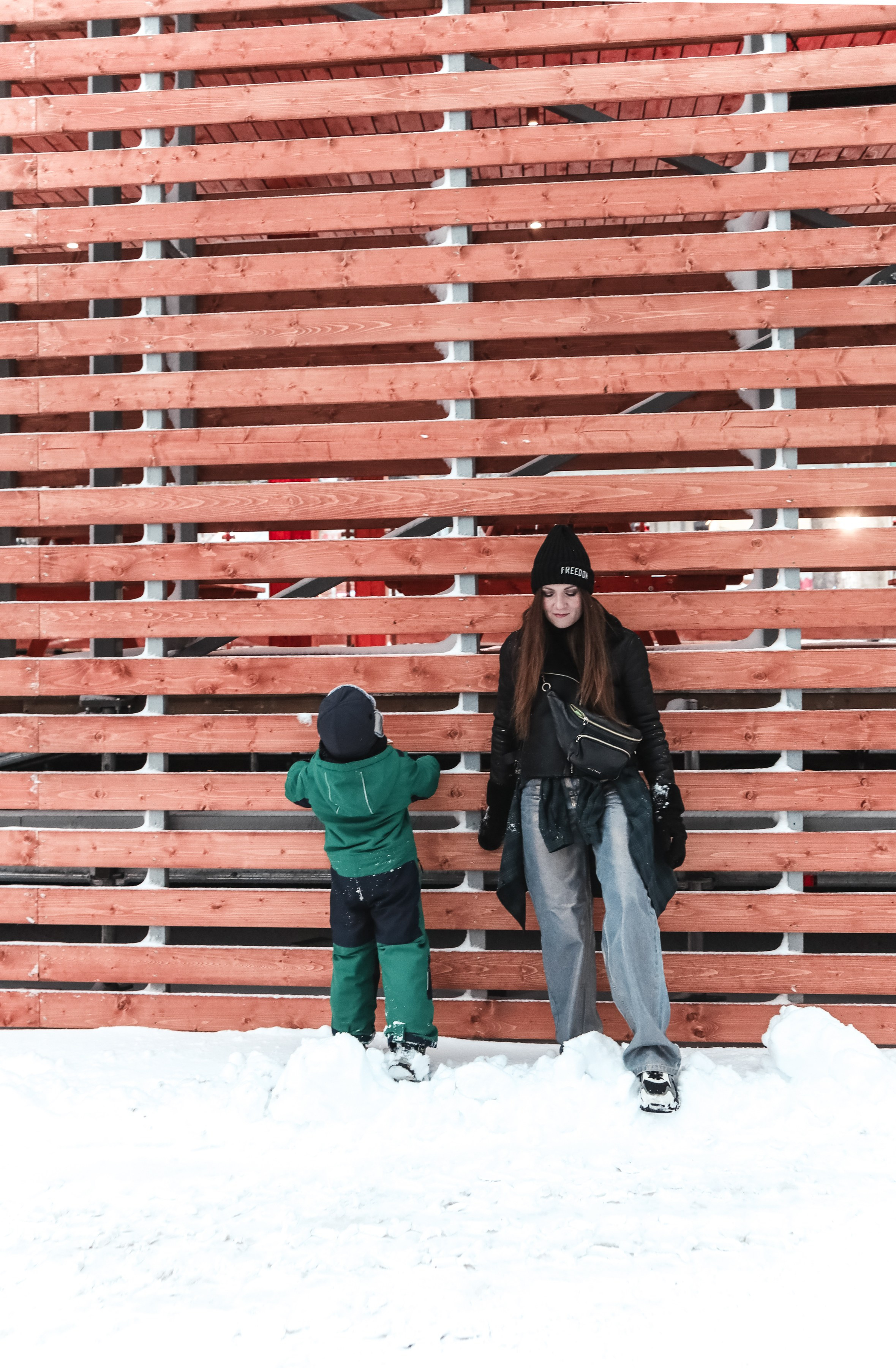 Зима. Севкабель. Семейный фотограф, свадебный фотограф, женский портрет в Санкт-Петербу