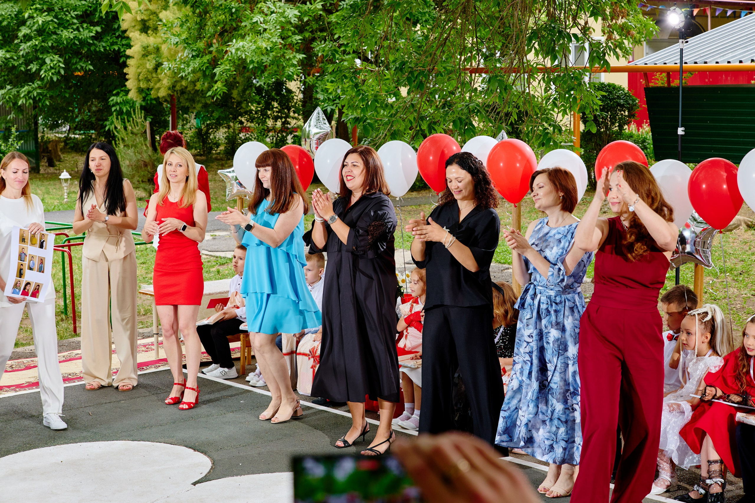 Выпускной 45 сад. Фотограф Выпускные альбомы Таганрог Сергей Коробченко