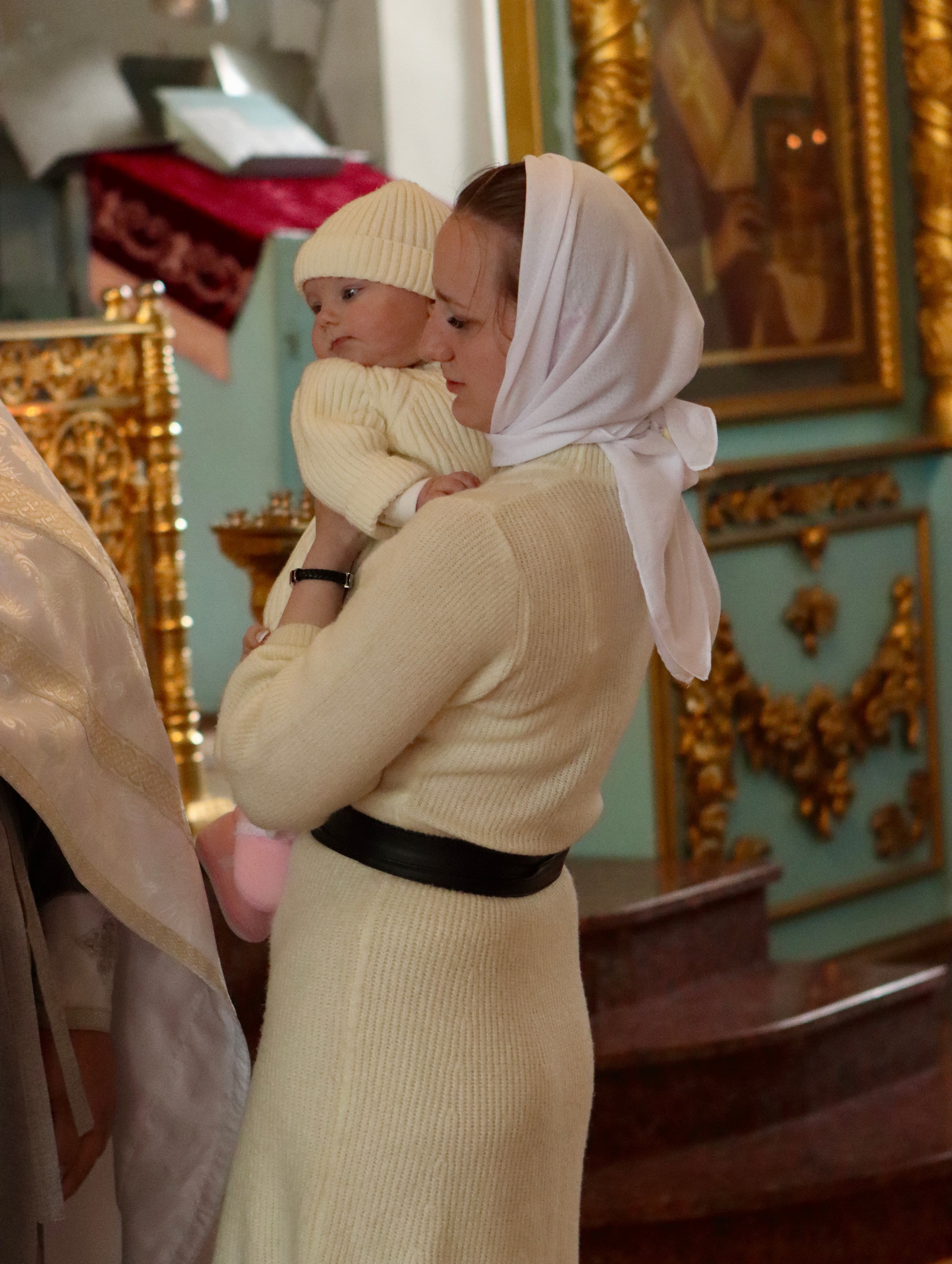 Анастасия и Вадим — крещение Виктории. Фотограф в Курске Смирнов Евгений