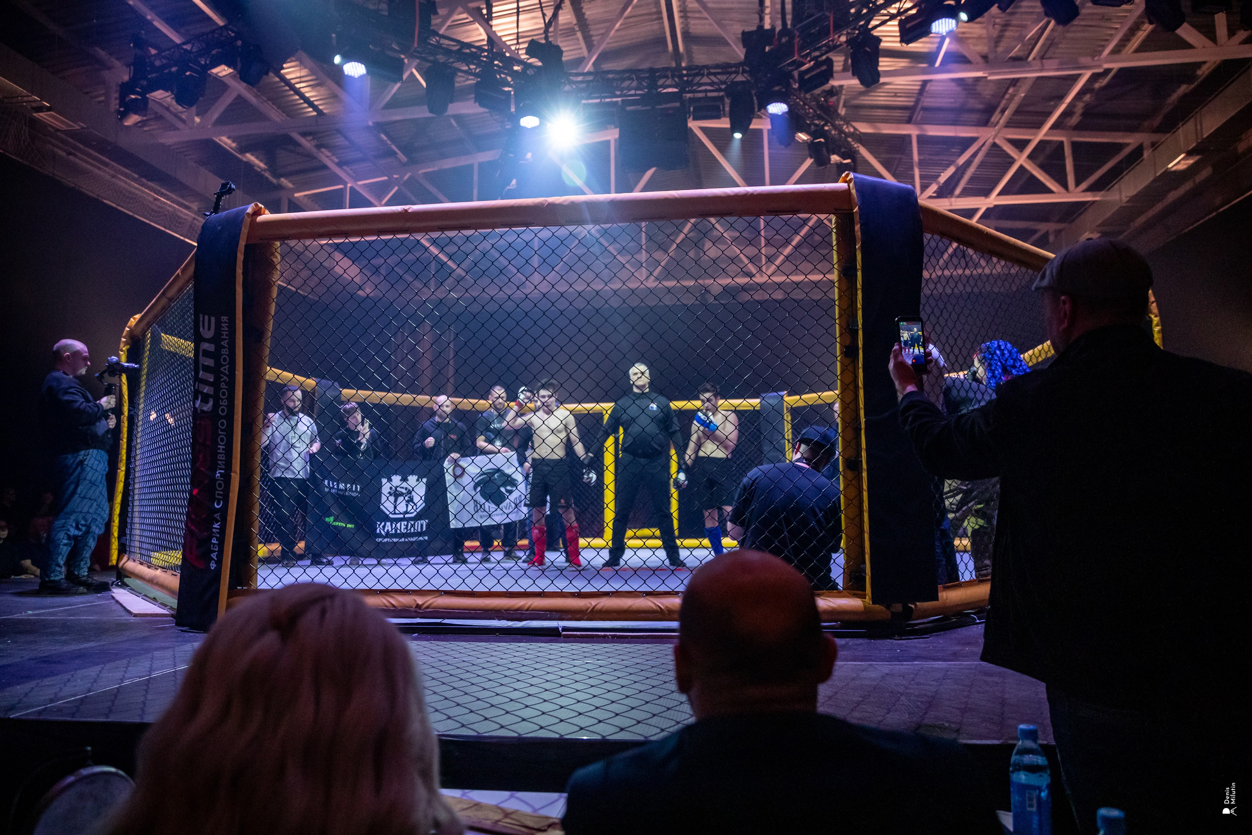 Бои в клетке «Северный Воин». Портретный фотограф Денис Милютин
