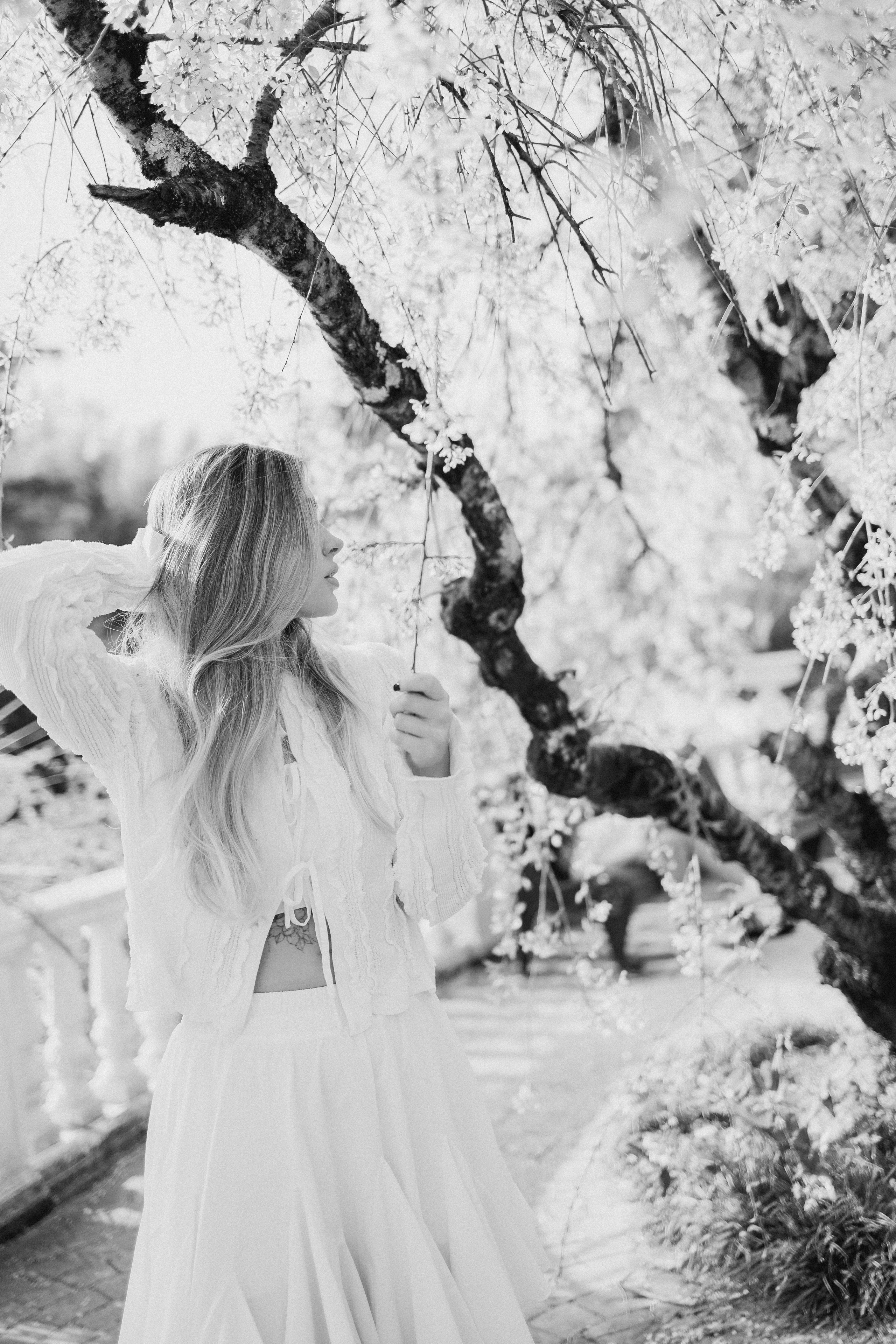 Света в сакуре. Фотограф Сочи Адлер Сириус Красная поляна Олеся Минив