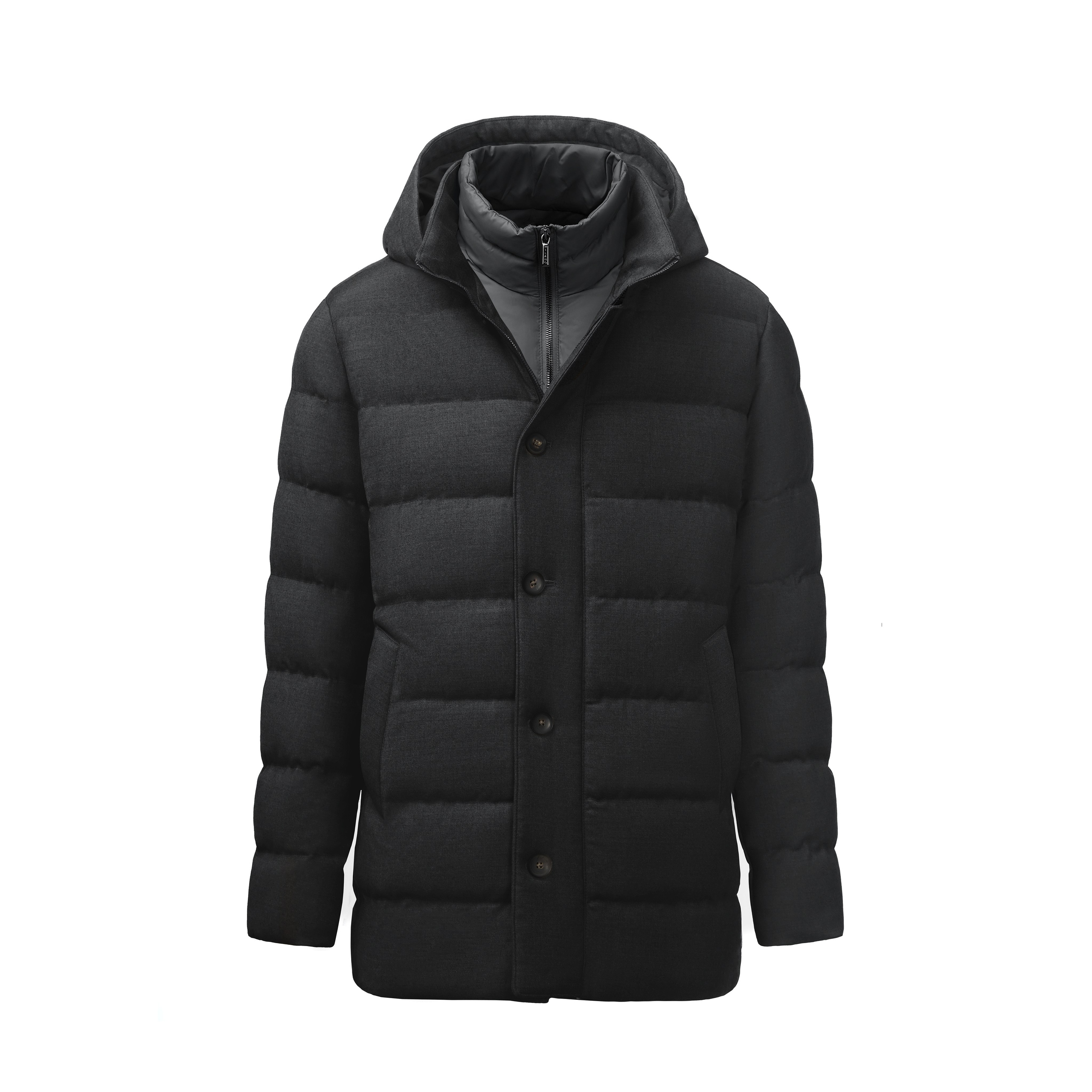 Одежда. Предметная фотосъемка в Алматы. Предметный фотограф для маркетплейстов Артур Ахмадиев