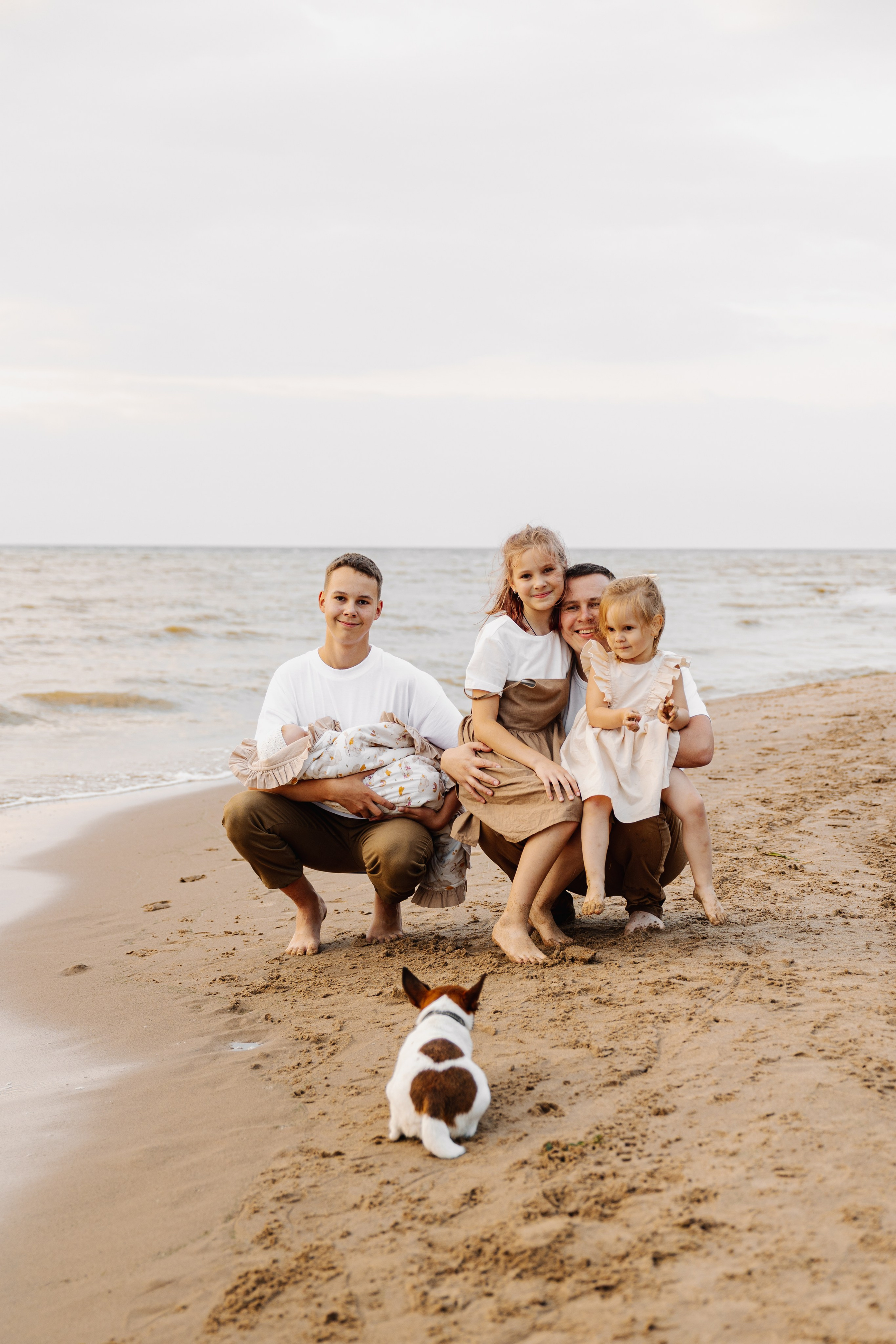 Вова Оксана Герман Варя Маша Вика. Фотограф Юлия Абдульмянова