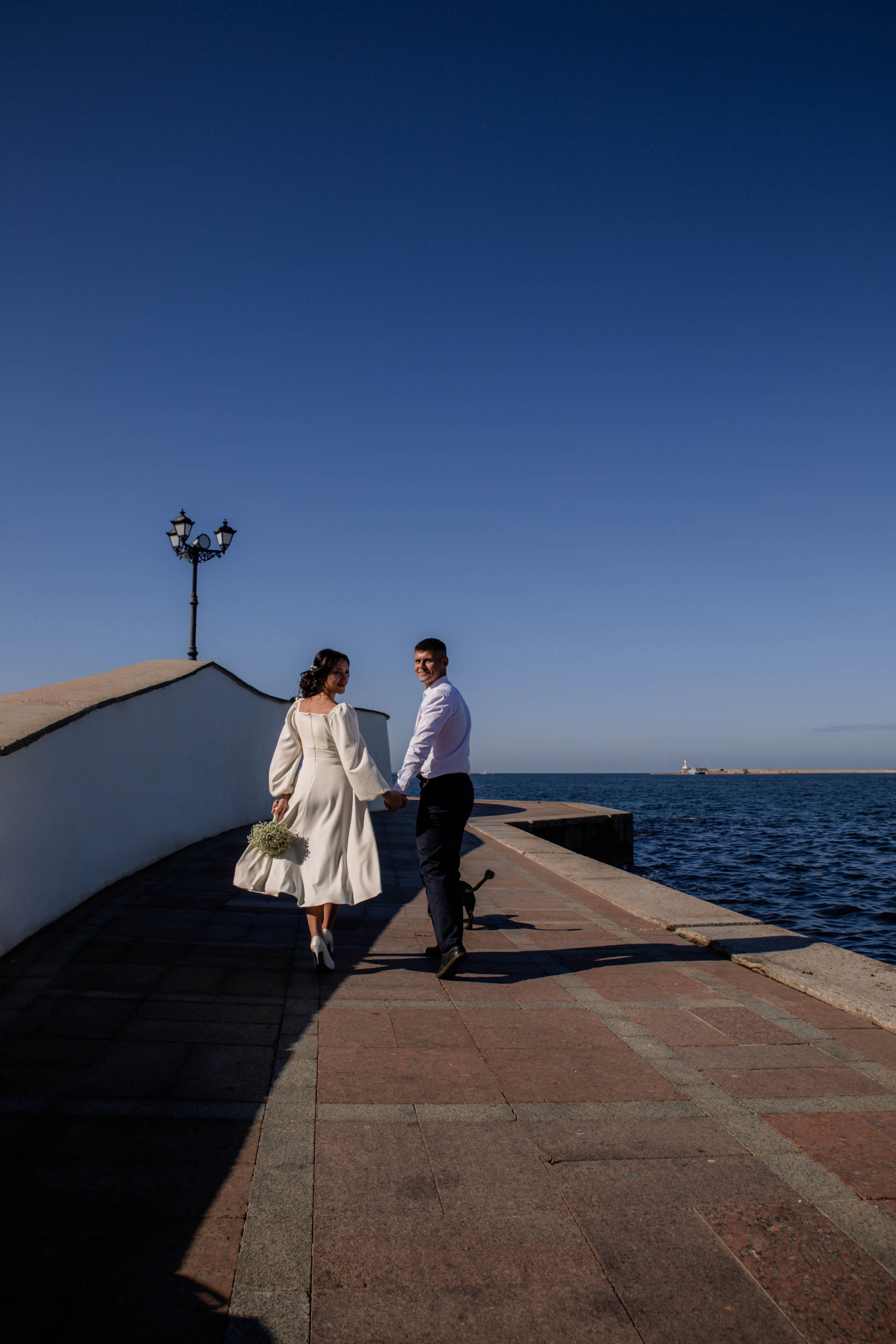 Алёна & Константин. Свадебная фотосессия на Матросском бульваре. Свадебный и контент фотограф в Севастополе и Крыму Марина Данилова