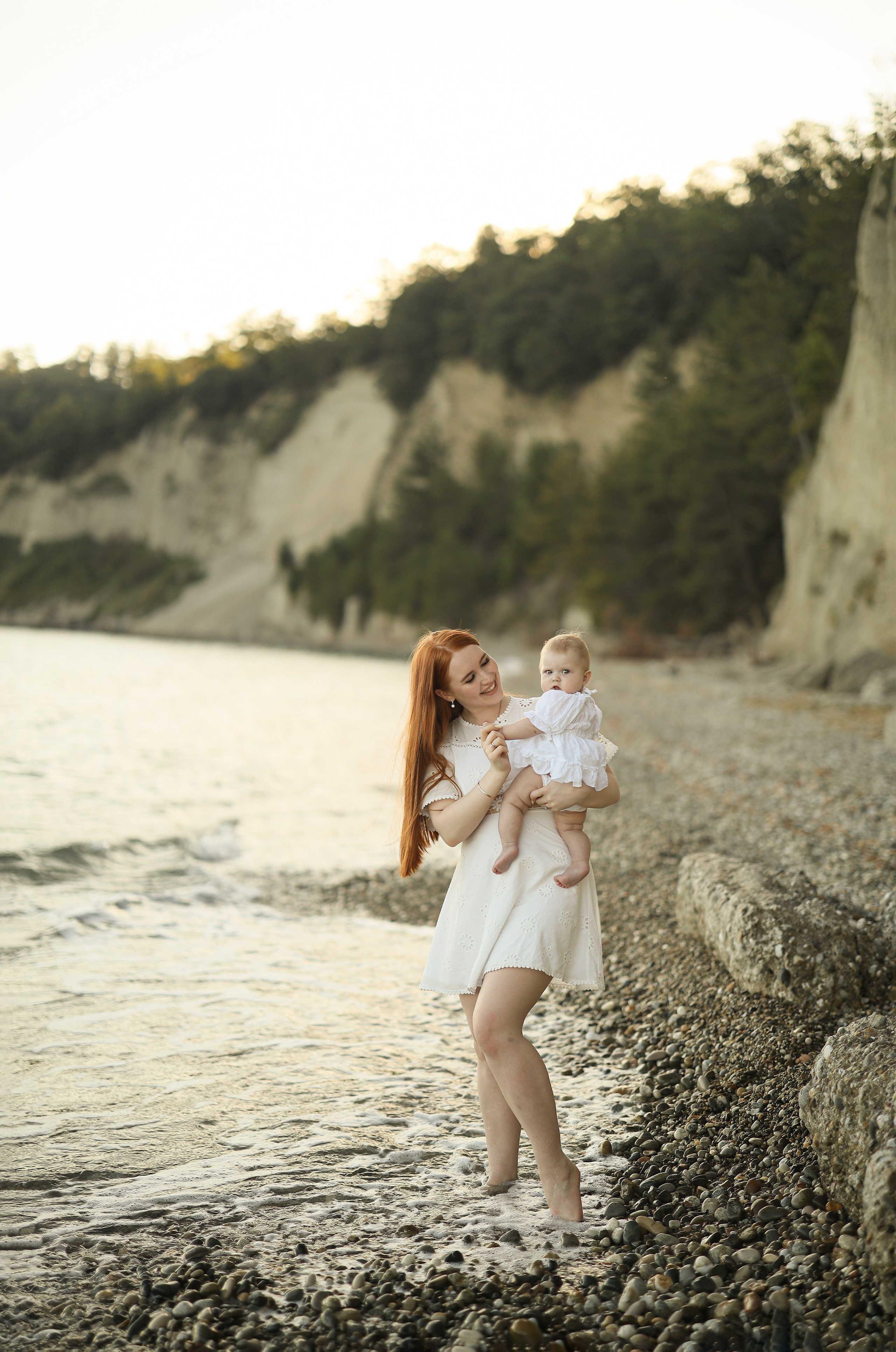 Семейная фотосессия на пляже в Абхазии. Свадебный и семейный фотограф в Абхазии Жанна Соснина