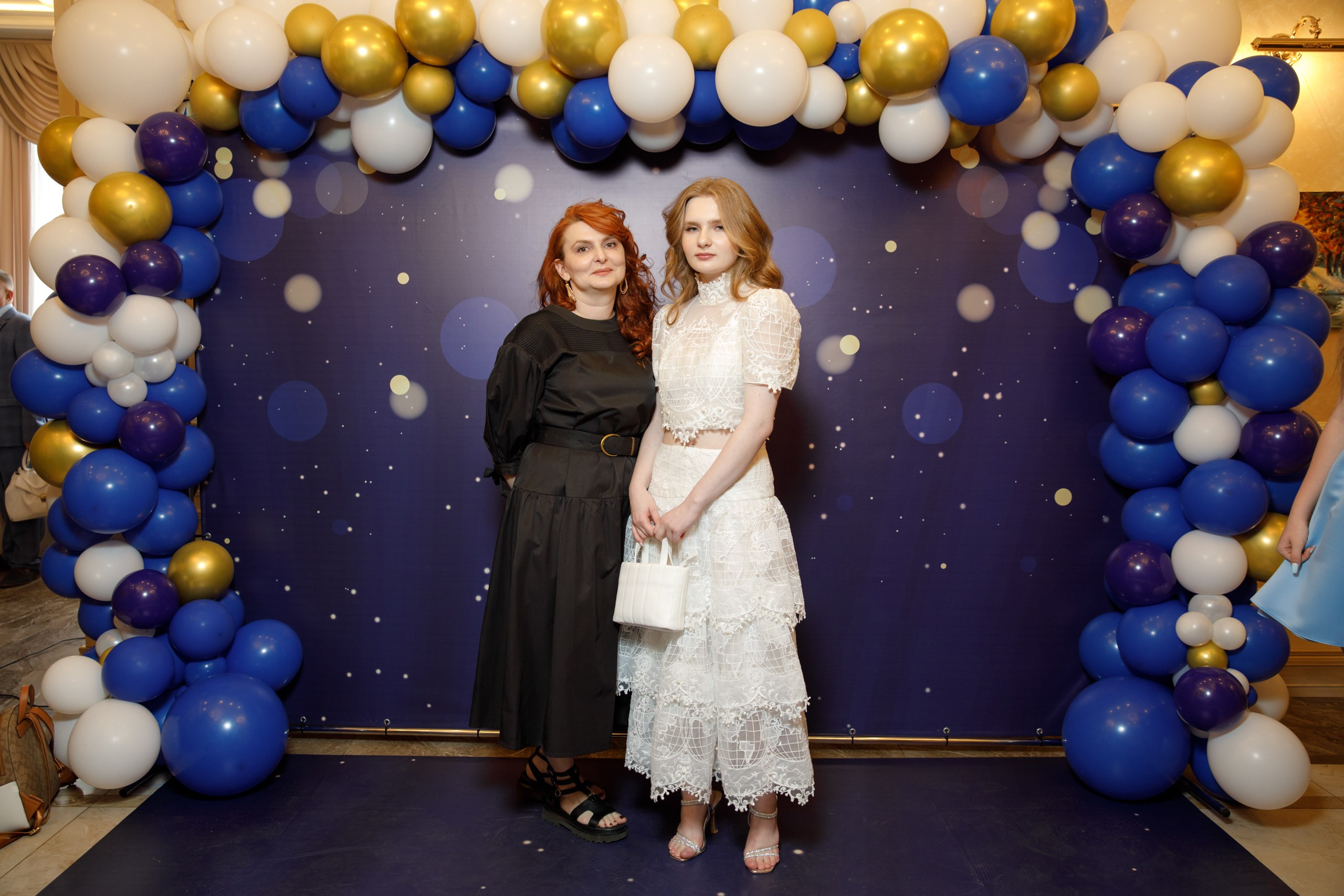 Вручение аттестатов. Свадебный фотограф в Ярославле Анастасия Архипова