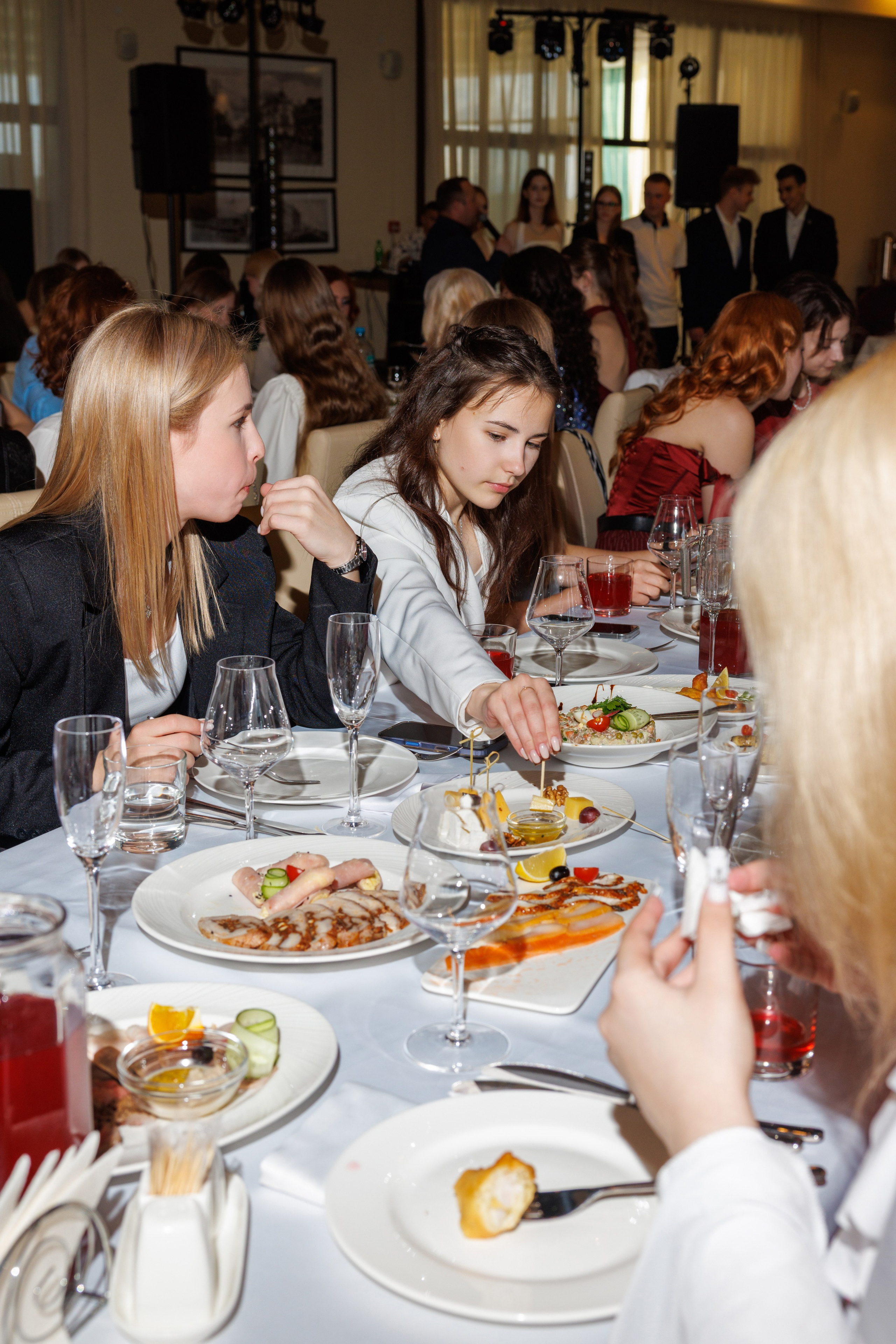 Выпускной 2025 Шк 10. Коммерческий фотограф Андрей Тремасов