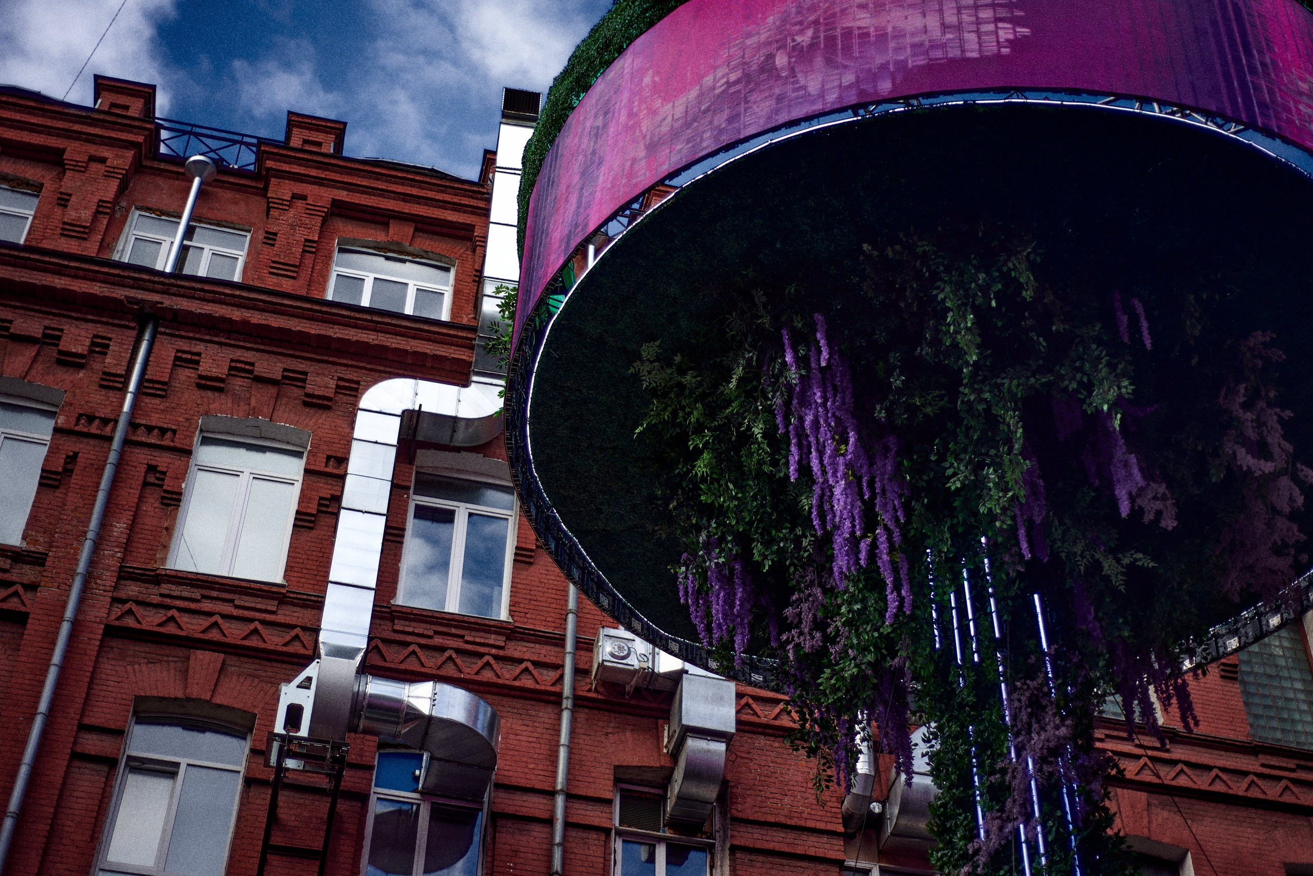 Уличная фотография в Москве от репортажного фотографа. Репортажный ивент фотограф в Москве Александр Гладкий