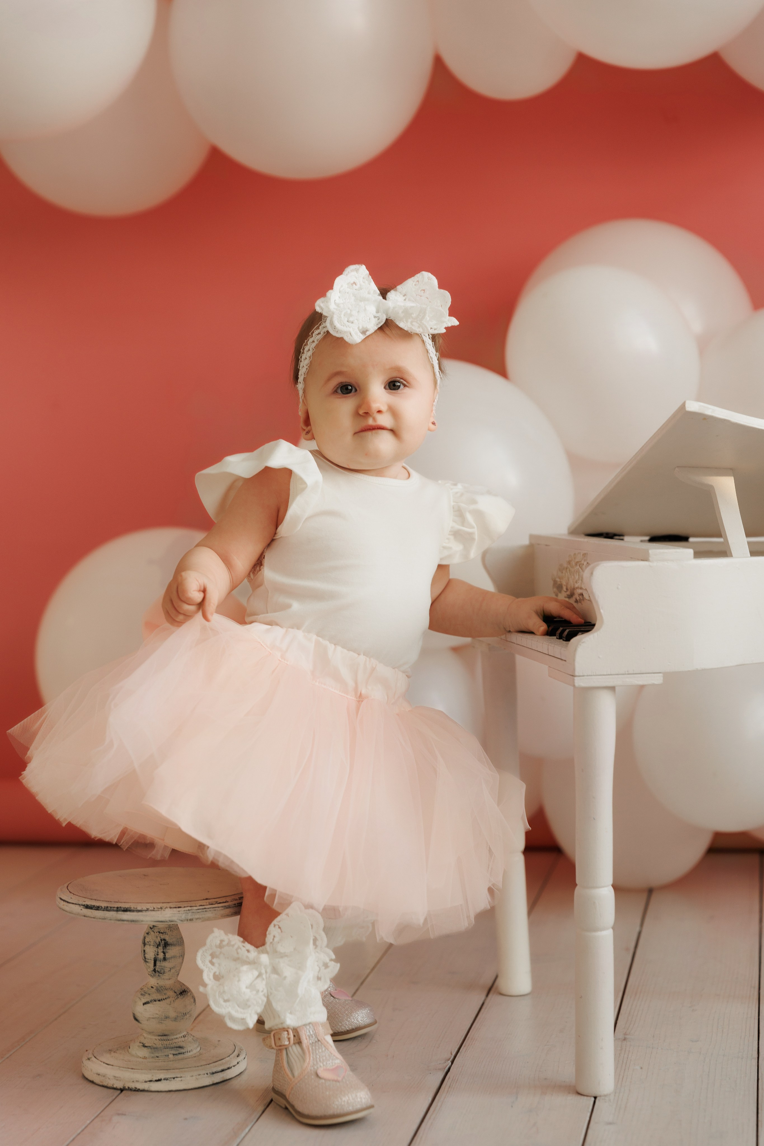 Юля, годовасие дочи. Фотограф женского портрета, беременности и материнства Харькова Елена