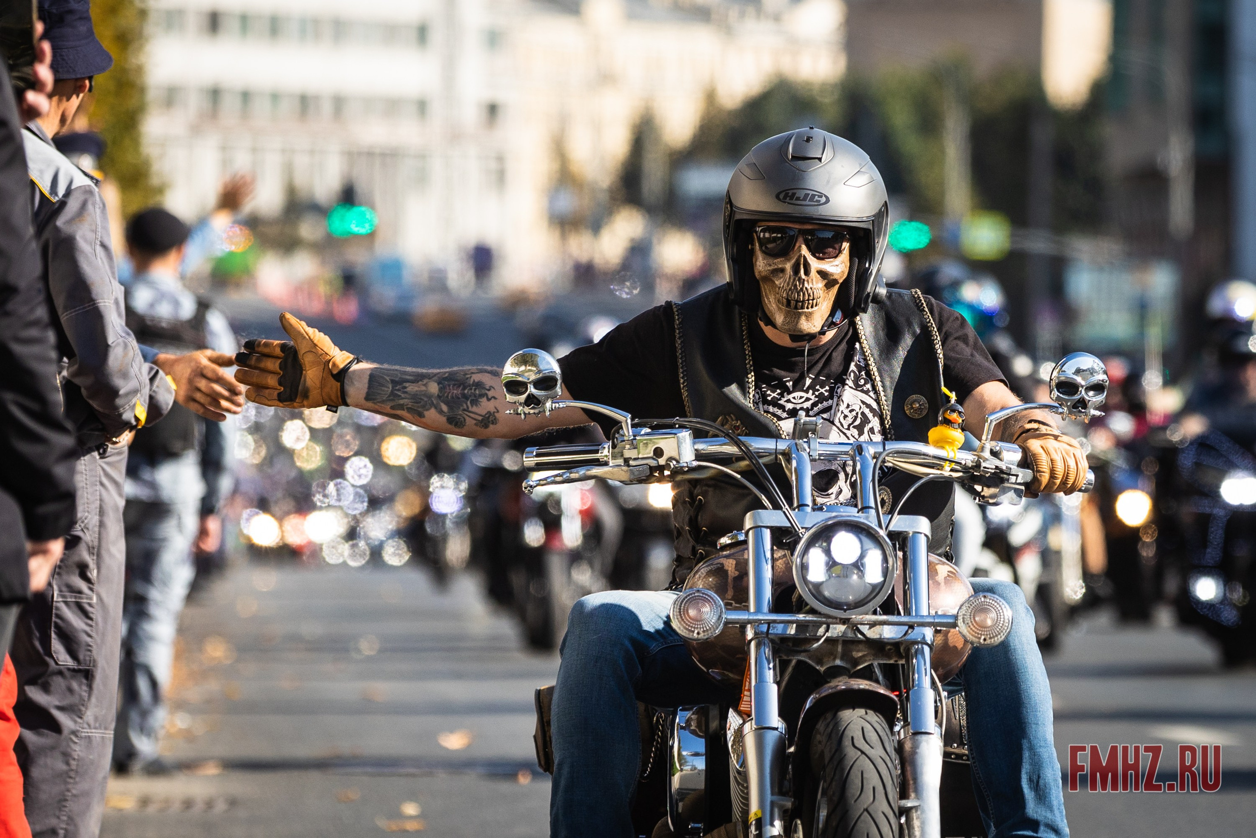 Закрытие Мотосезона 2023 на проспекте Академика Сахарова. Фотограф Владимир Охрименко