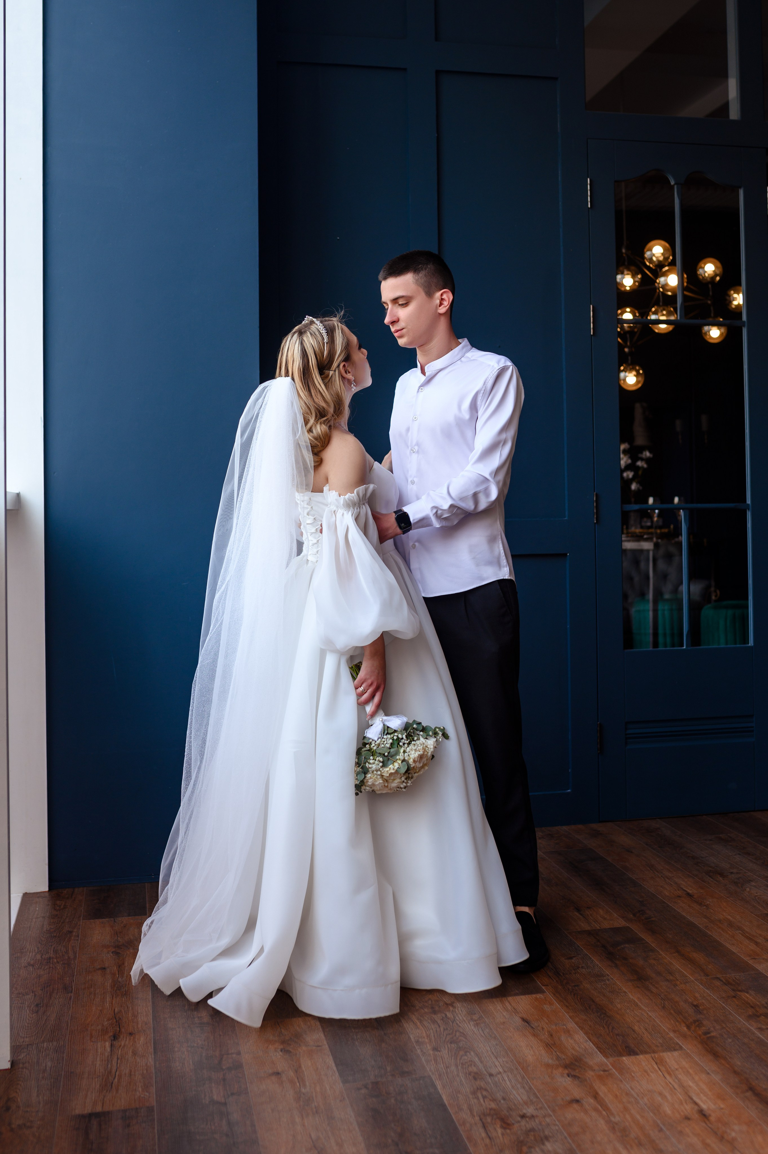 Свадебная фотосессия в фотостудии Аврора зал Эклипс. Семейный и свадебный фотограф в Донецке и Макеевке Дяченко Наталья