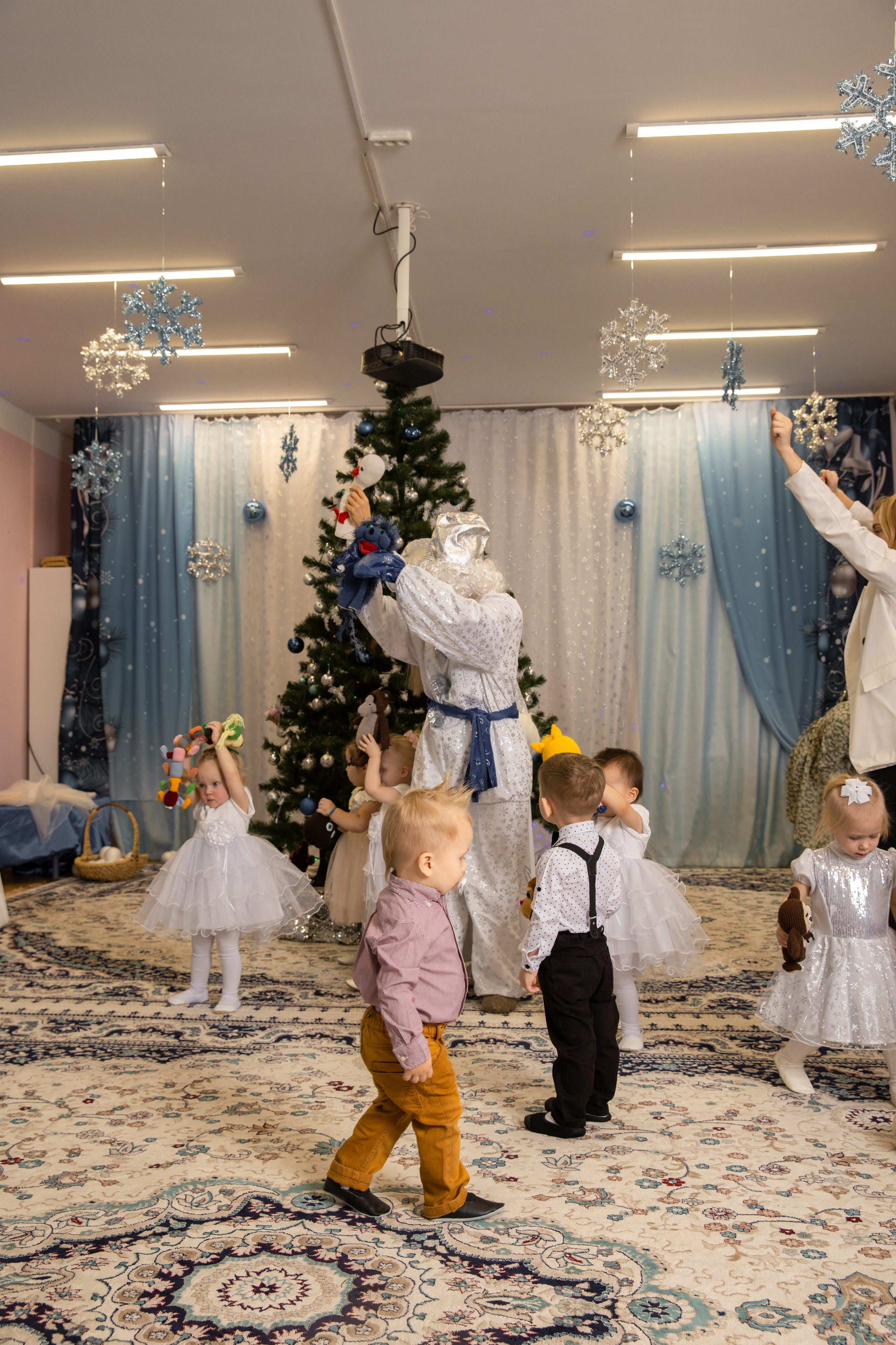 Новогодний утренник Успех. Фотограф в Железнодорожном и Балашихе