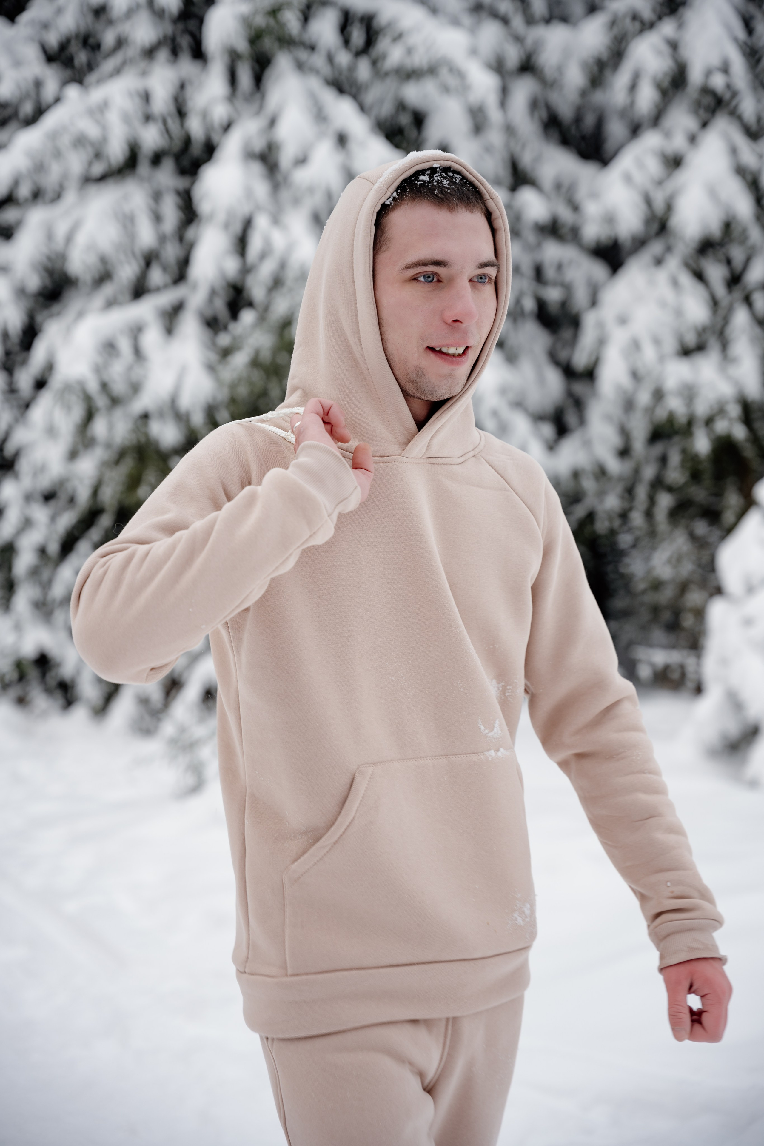 Лесная зимняя любовь