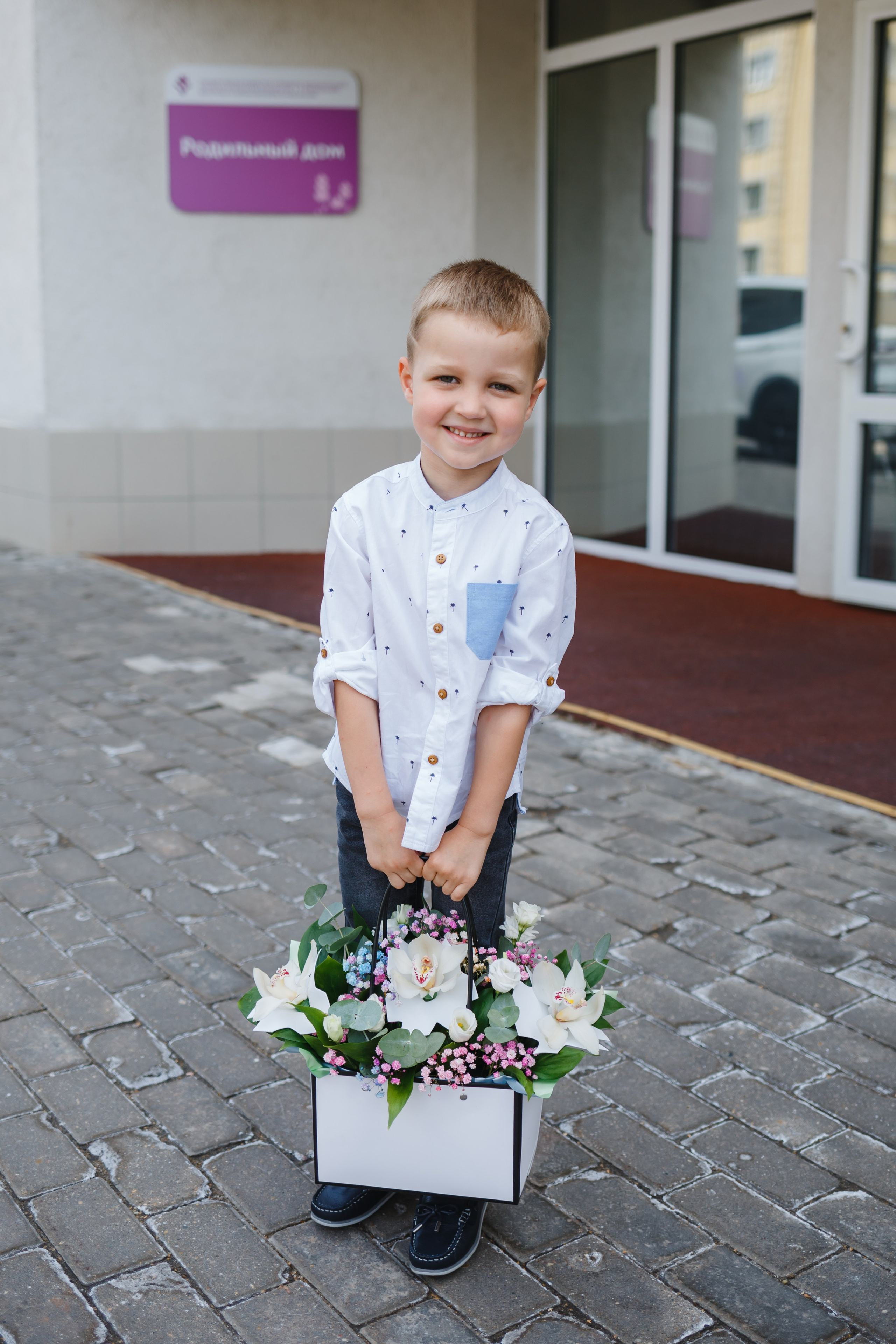 Выписка Анны с малышом Федором. Семейный фотограф Николаева Ольга