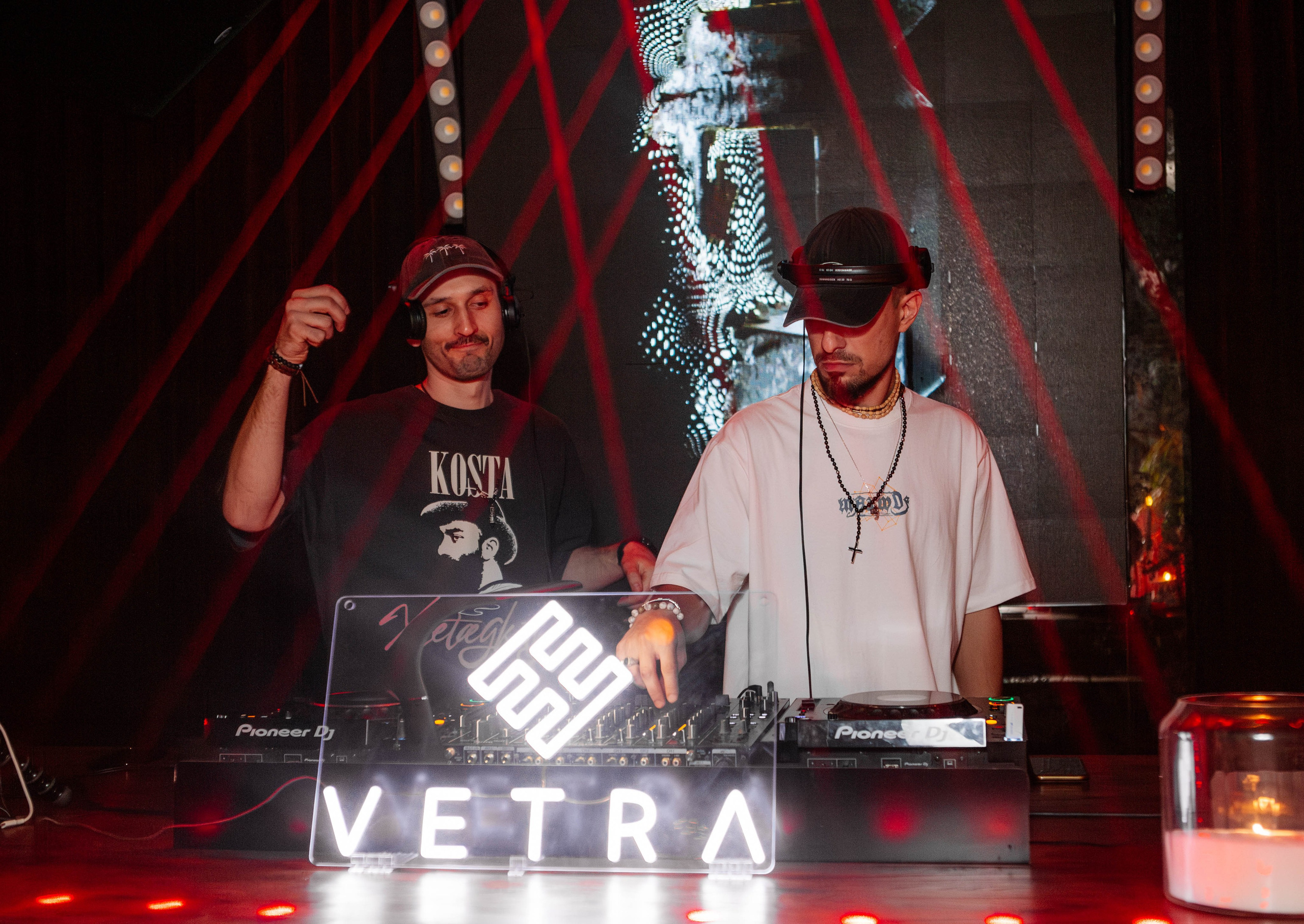 TREFF8. Репортажный фотограф Москва (детские праздники, квизы, концерты, дни рождения, свадьбы)