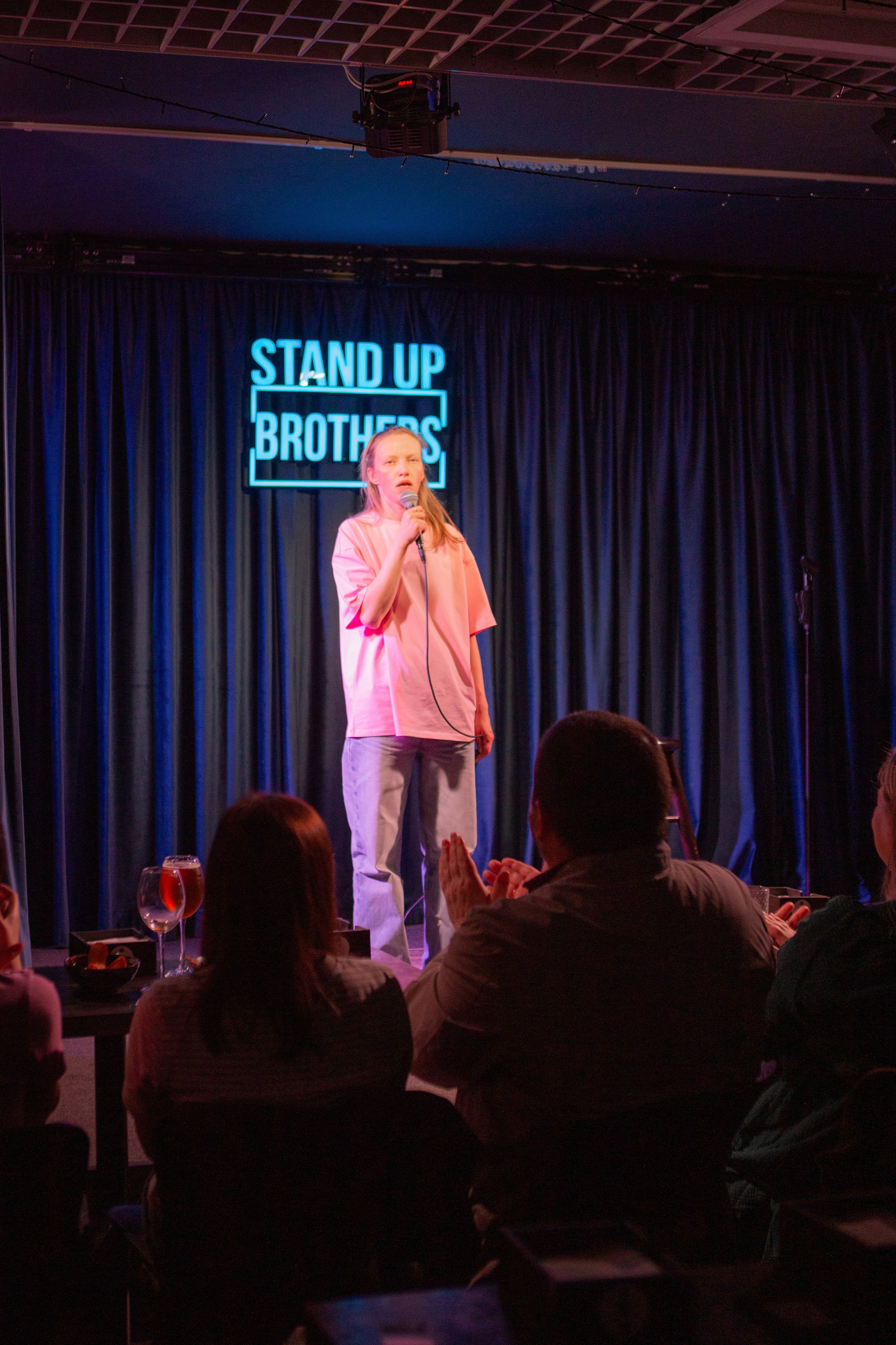 STAND UP. Репортажный фотограф Москва (детские праздники, квизы, концерты, дни рождения, свадьбы)