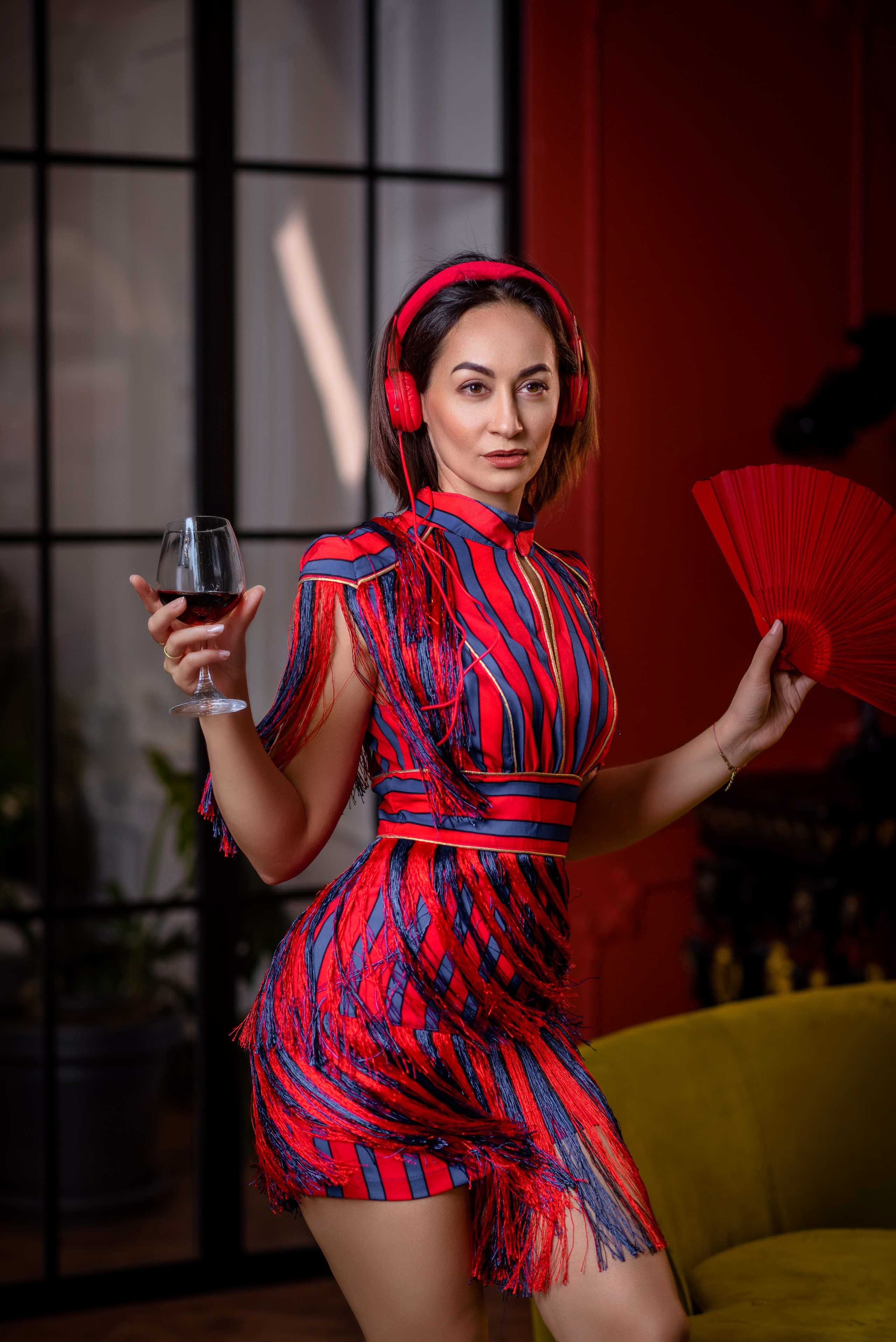 Елена Северина фотограф, Алматы: репортаж (спорт, концерты, конференции), предметная и фуд-съёмка, портреты, каталоги, фэшн, ретушь