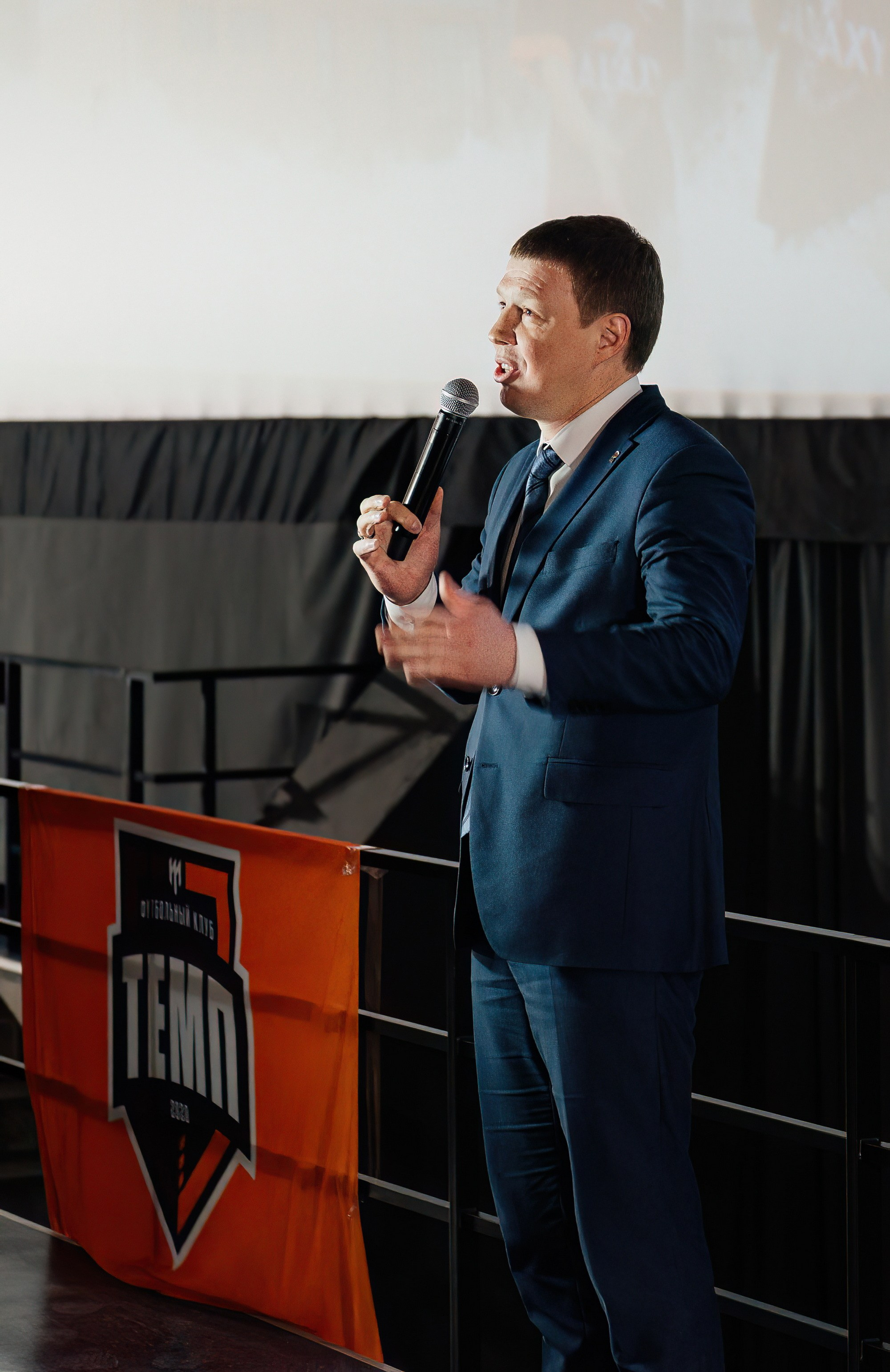 Презентация фильма «ТЕМП: «Профессиональные любители». Свадебный и репортажный фотограф Никита Сницарев в Барнауле