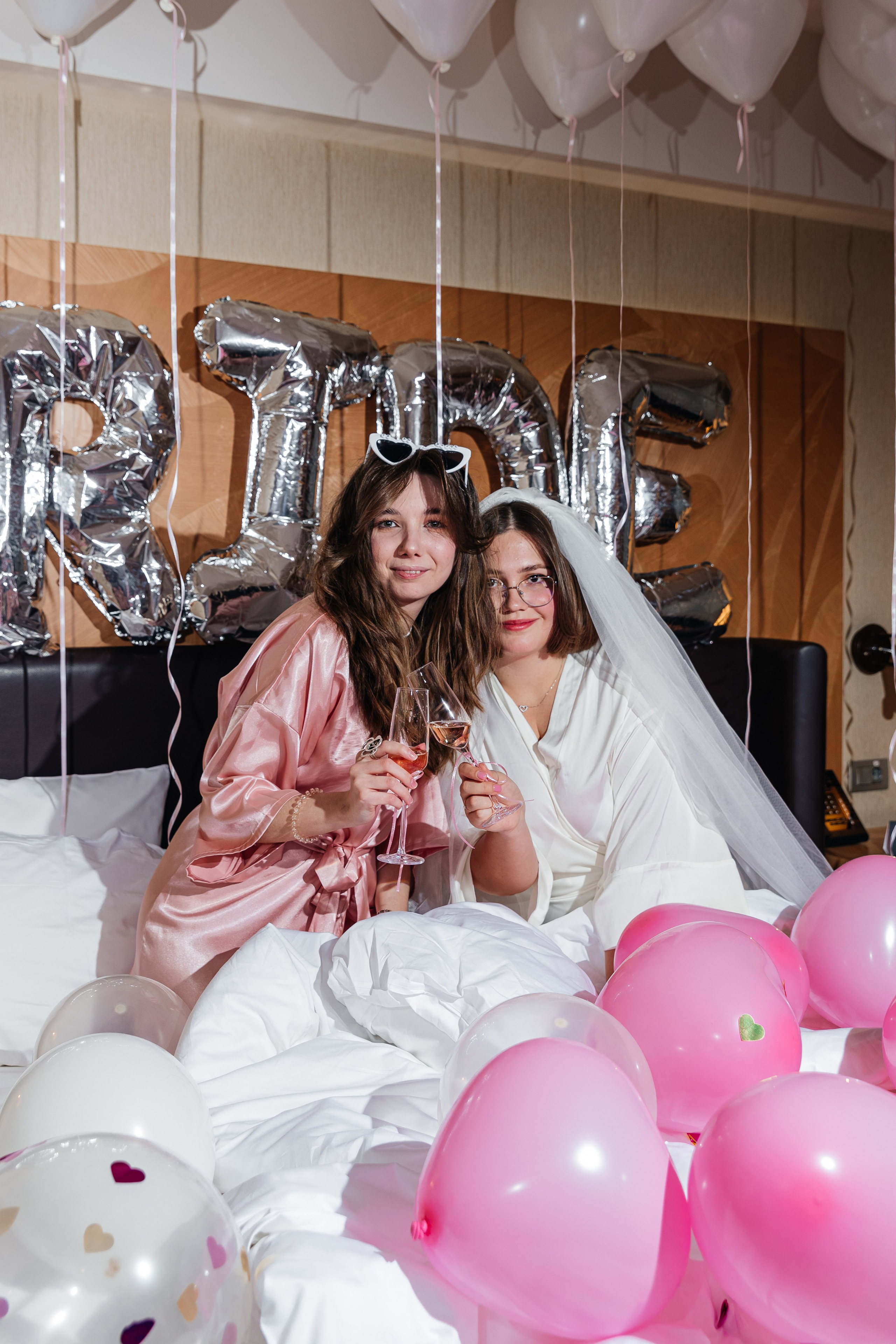 Девичник Crown Hotel. Семейный фотограф в Санкт-Петербурге Ева Маркова