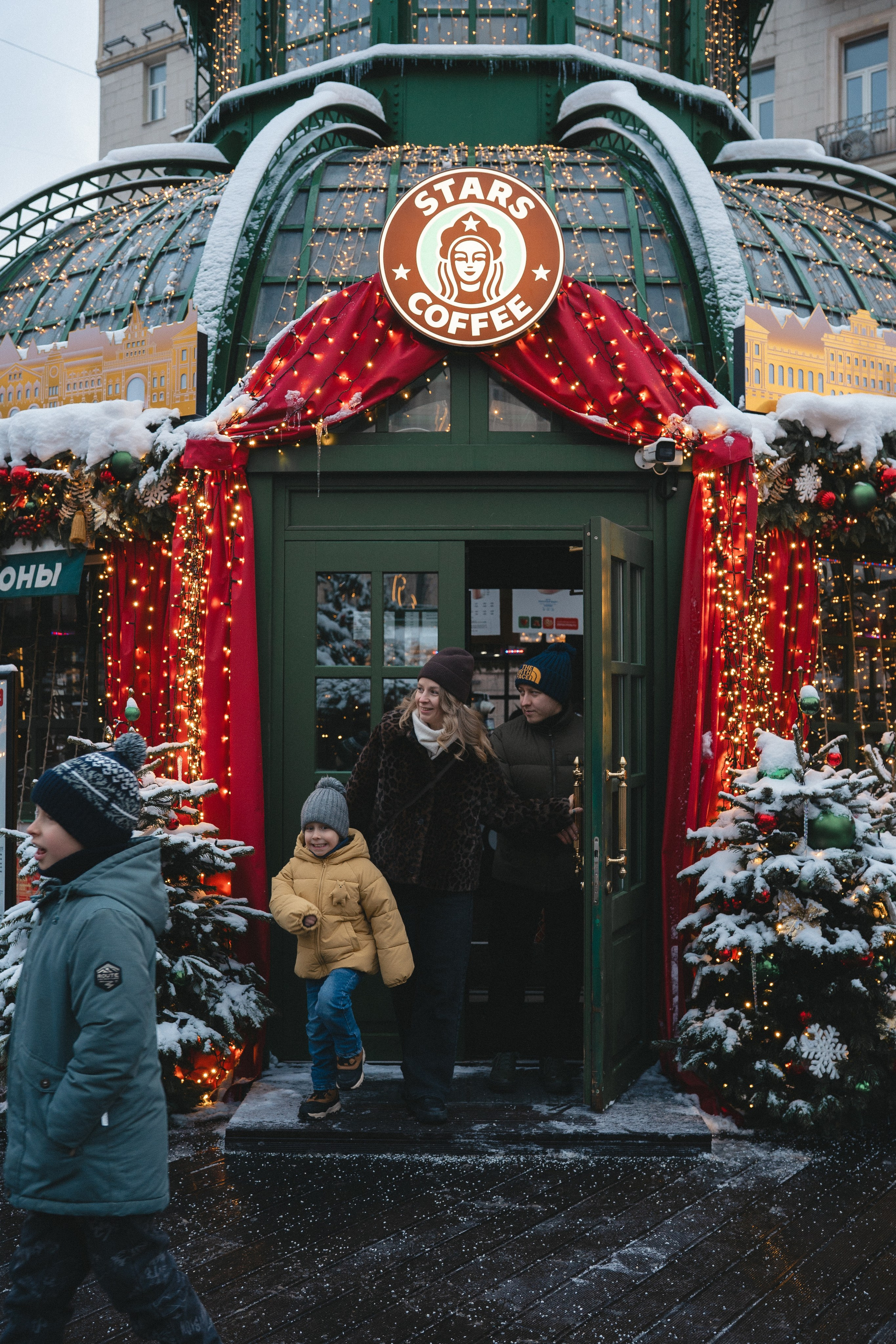 Новогодняя Москва. Семейная. Фотограф/рилсмейкер в Москве и МО. Свадьбы, индивидуальные съемки, лавстори, беременность, мероприятия, бренды