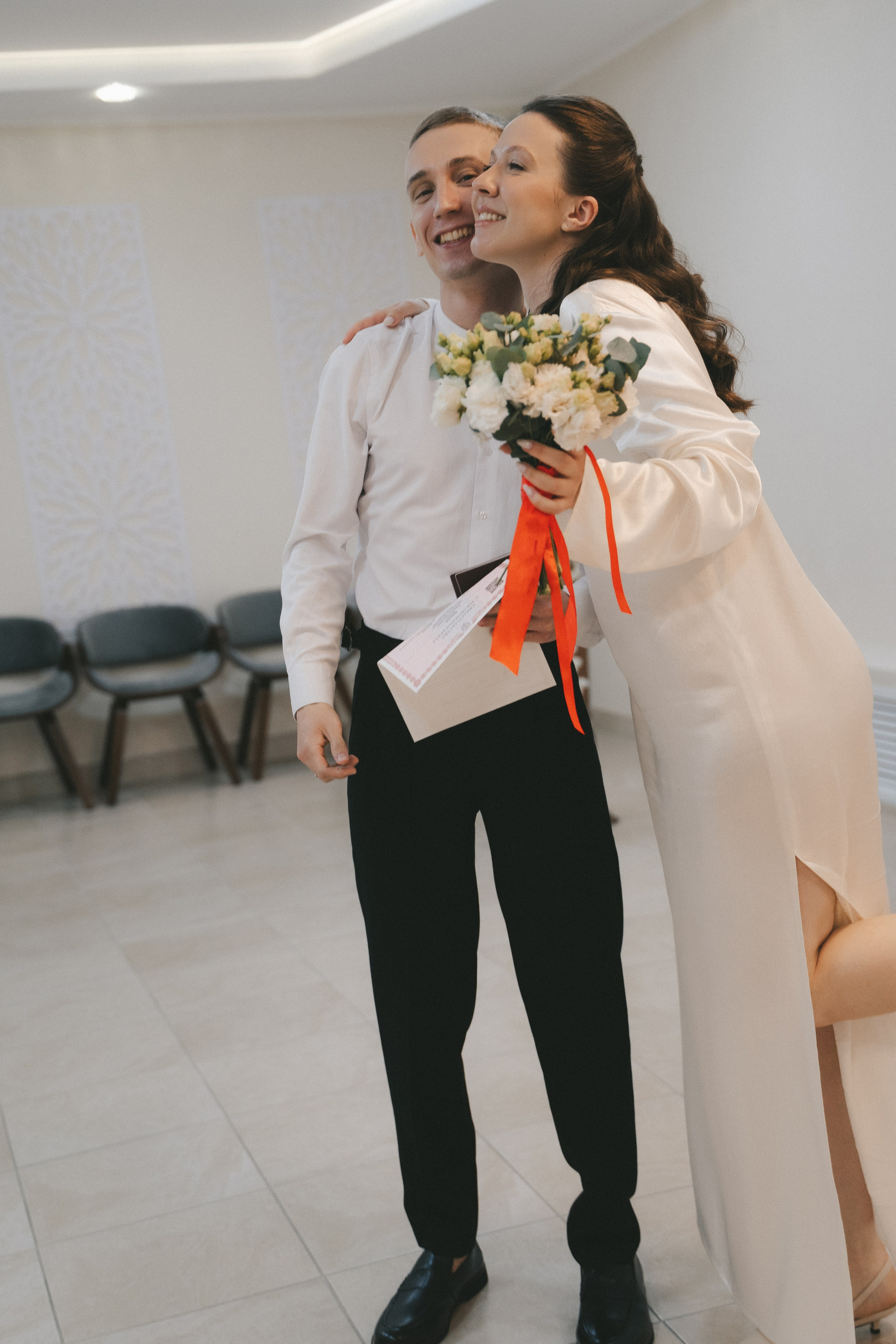 Никита и Аня в городе. Семейный, портретный фотограф Новосибирск. Оля Адова