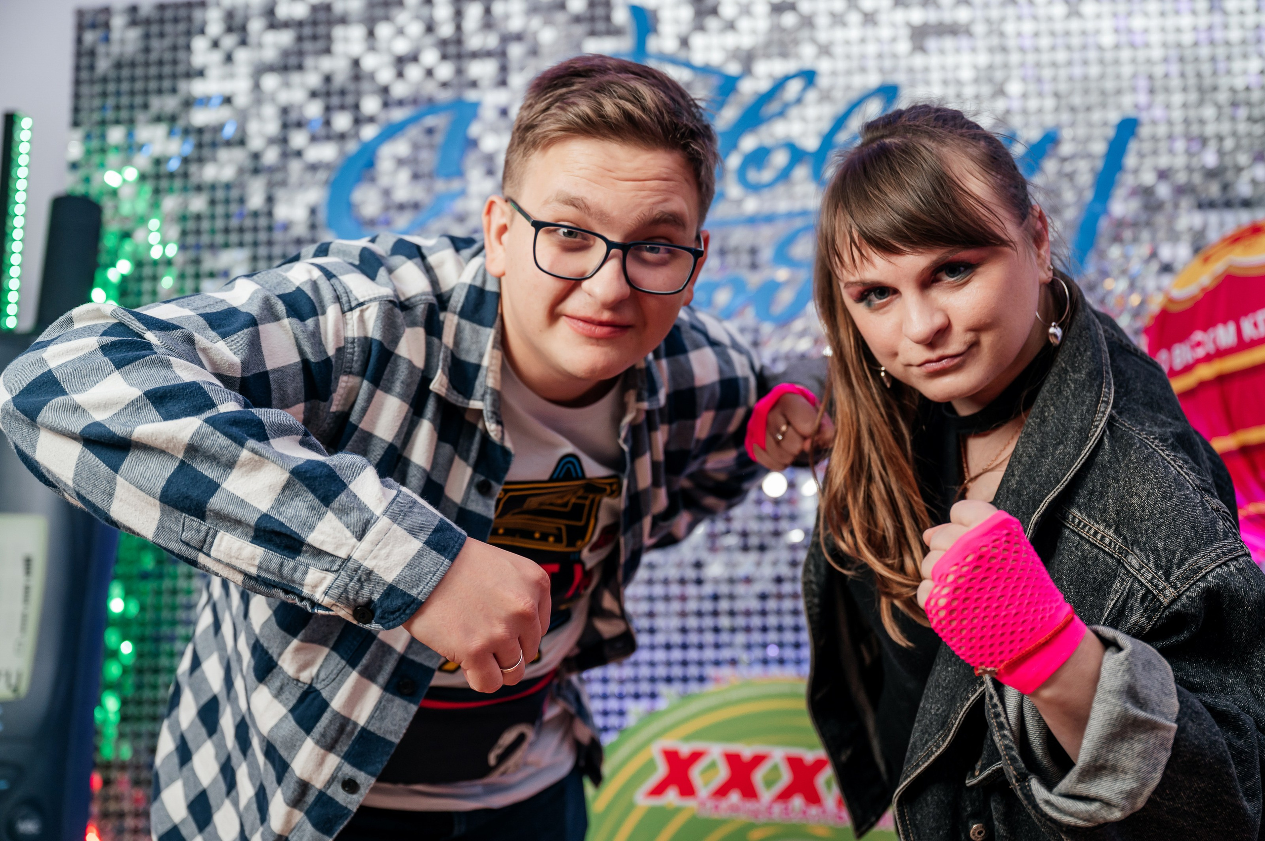 Корпоратив в стиле 90-х. Фотограф Дмитрий Сермяжко