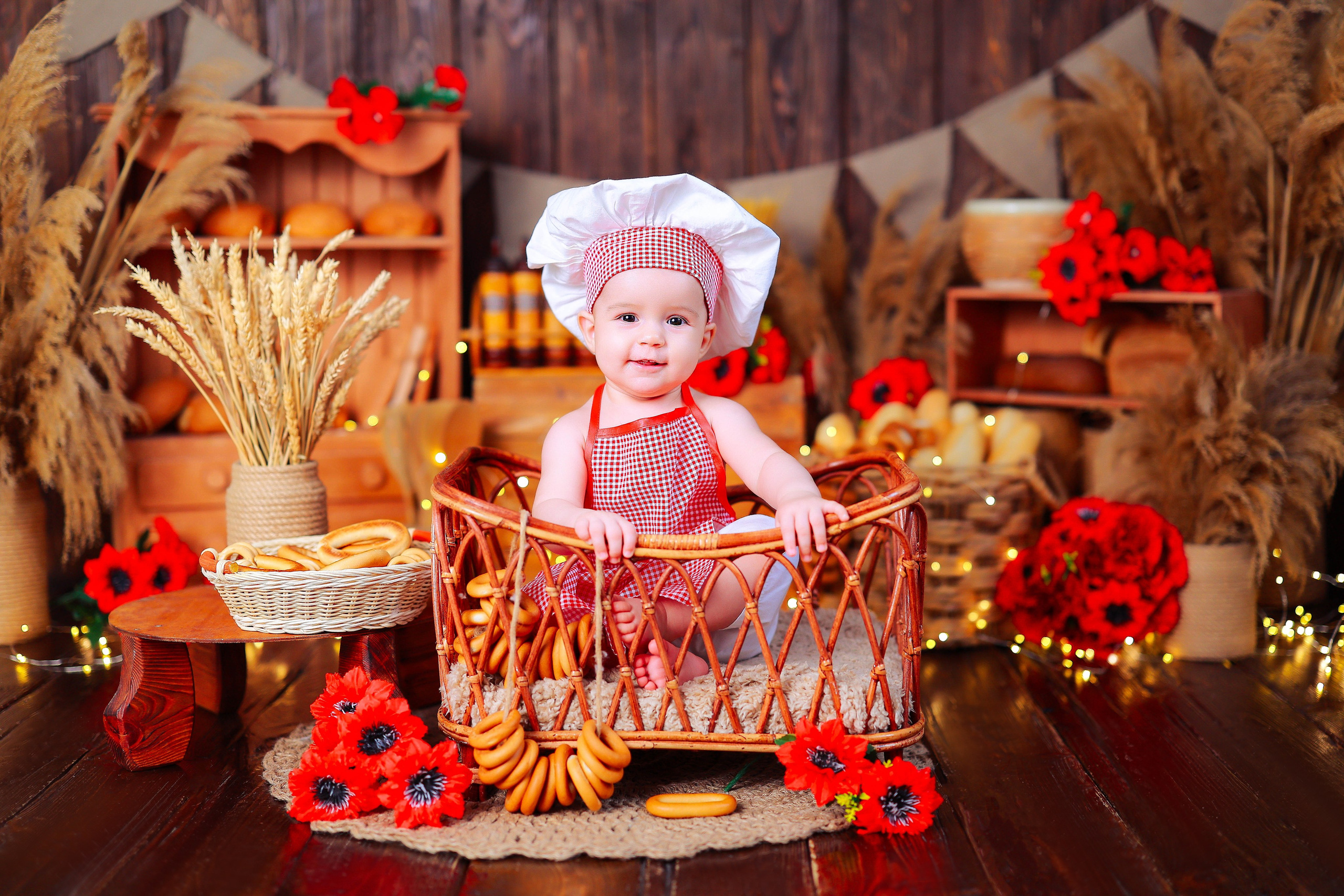 Малышки Антураж