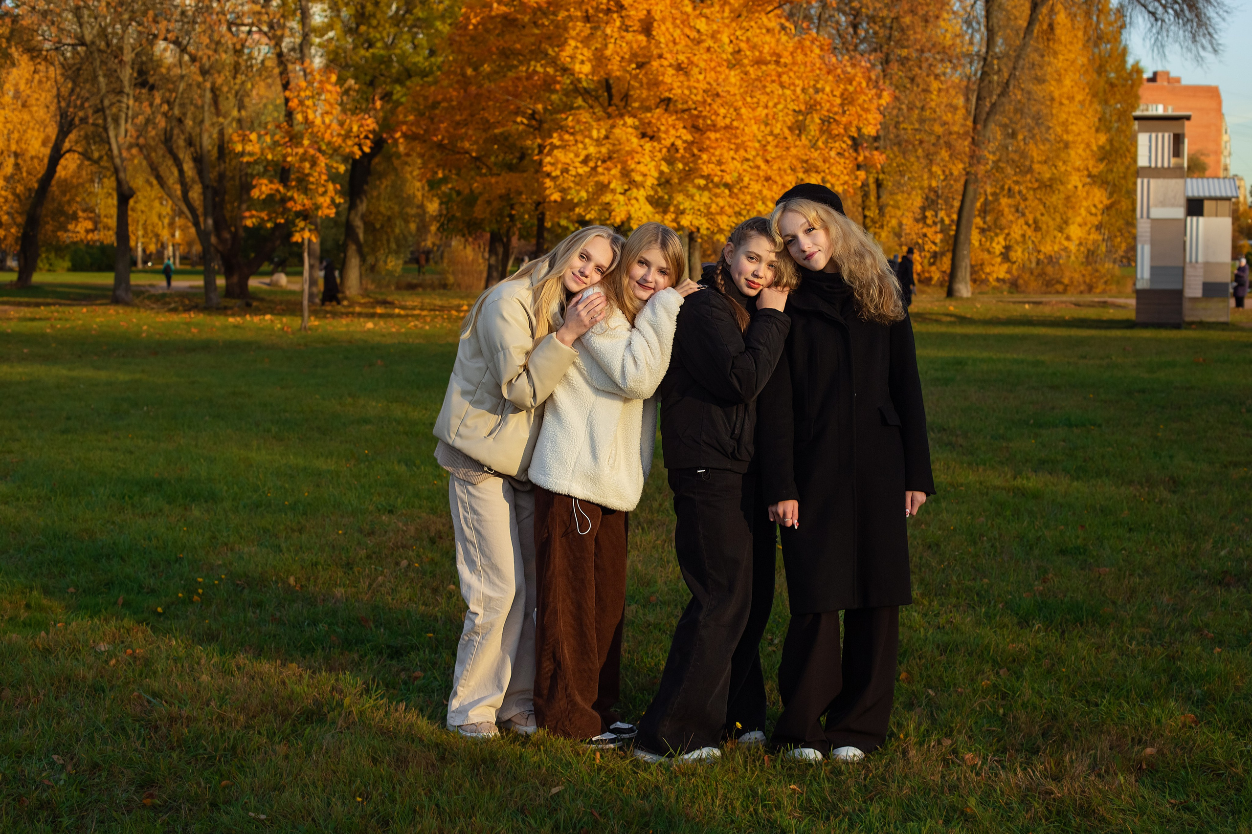 9 класс, осенняя фотопрогулка. Семейный фотограф Любовь Саркеева