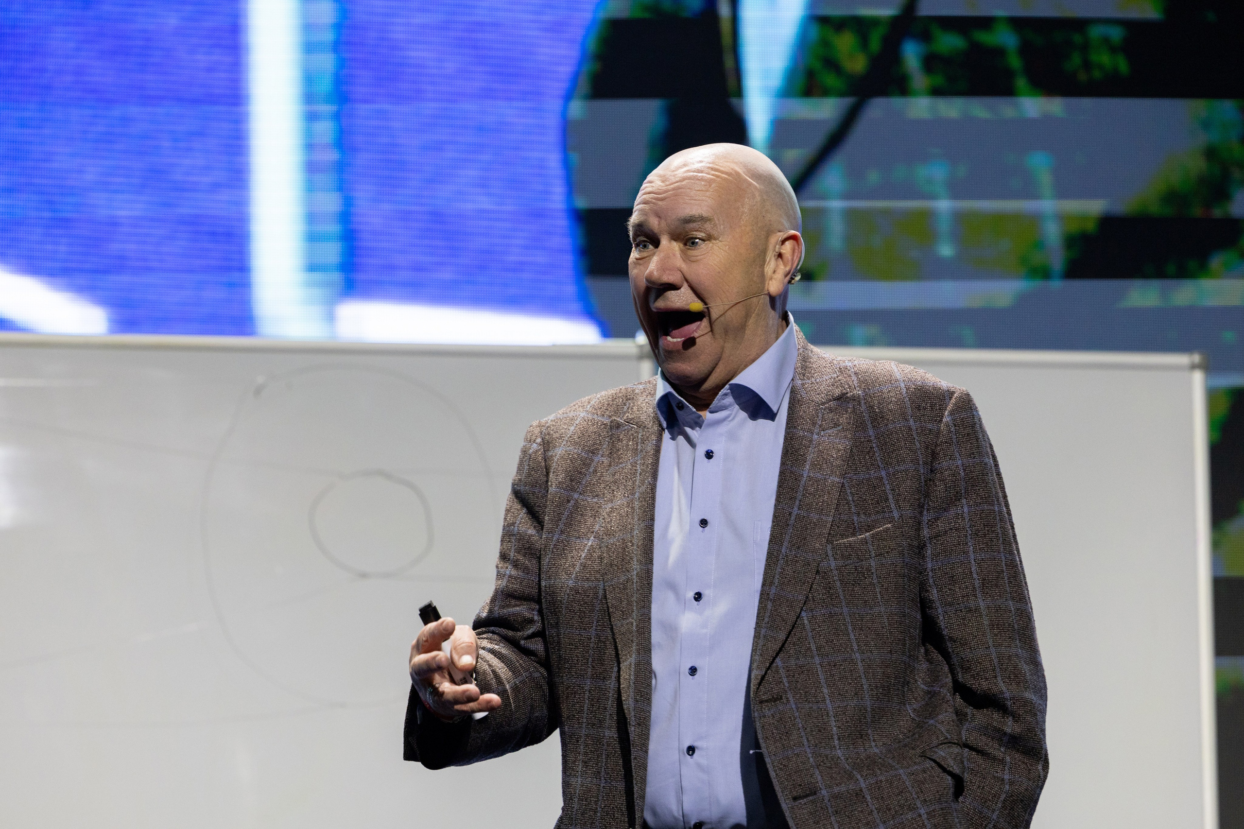 Essens Kick Off 2025 Лужники. Обо мне