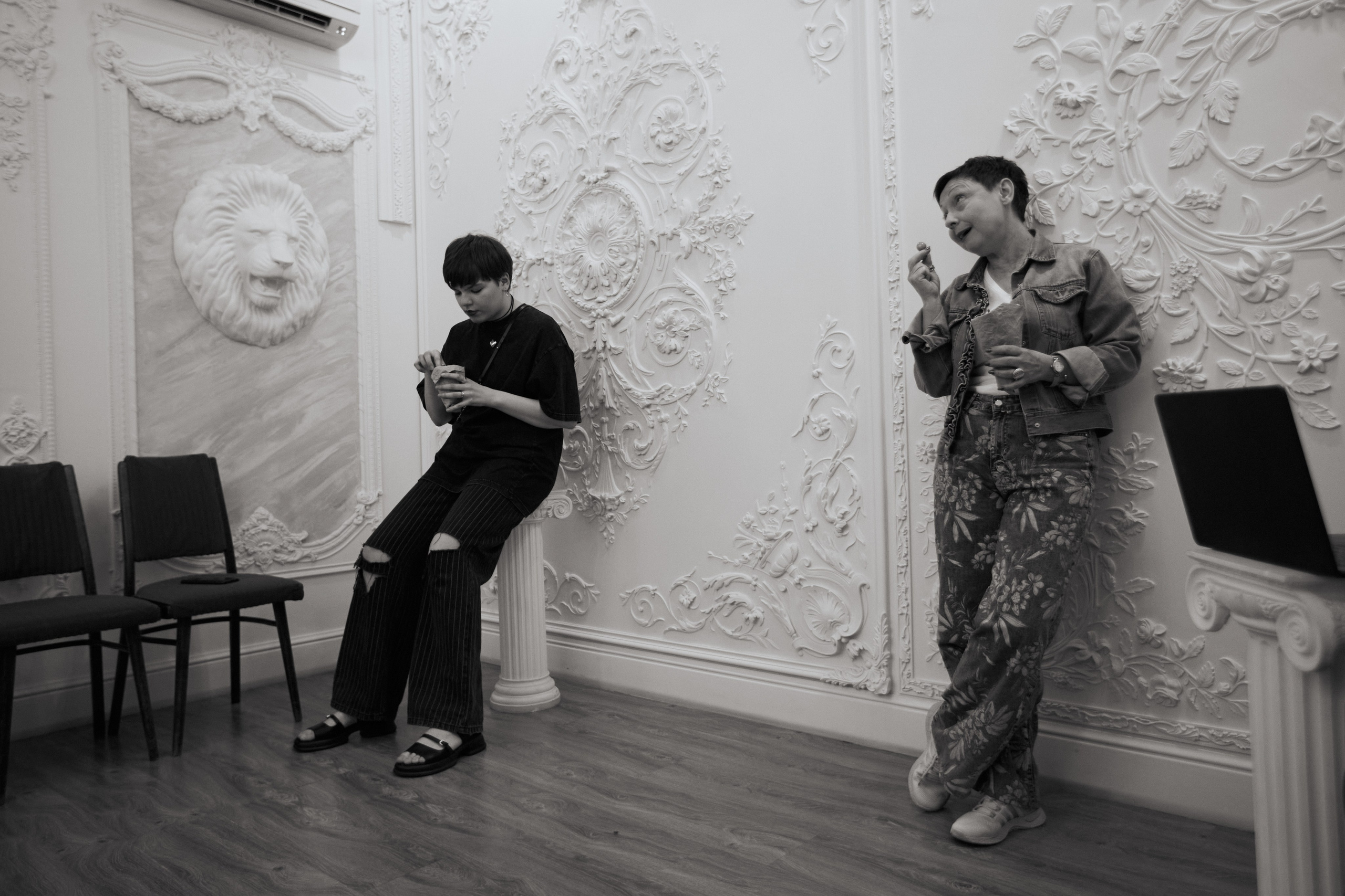 Лекция в салоне «Аврора». Фотограф Юлия Маринина