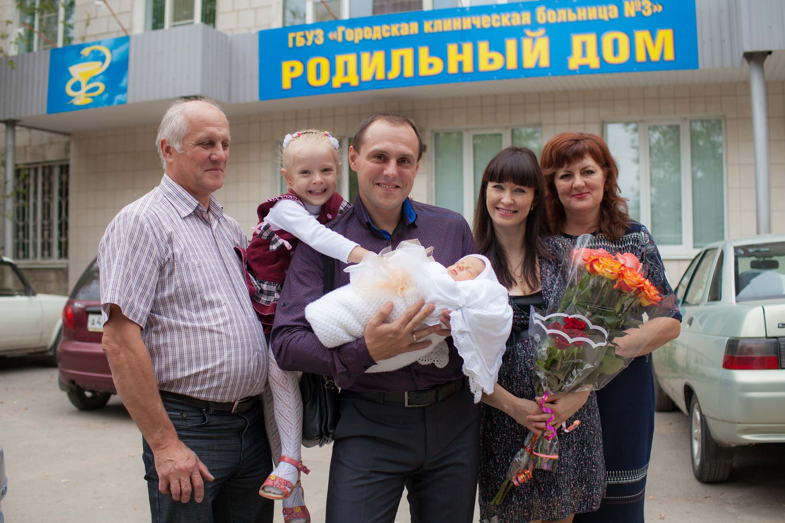 Детский и семейный фотограф -Антон Тюрин. Съемка детских праздников, с. Свадебный и семейный фотограф в Волжском Антон Тюрин