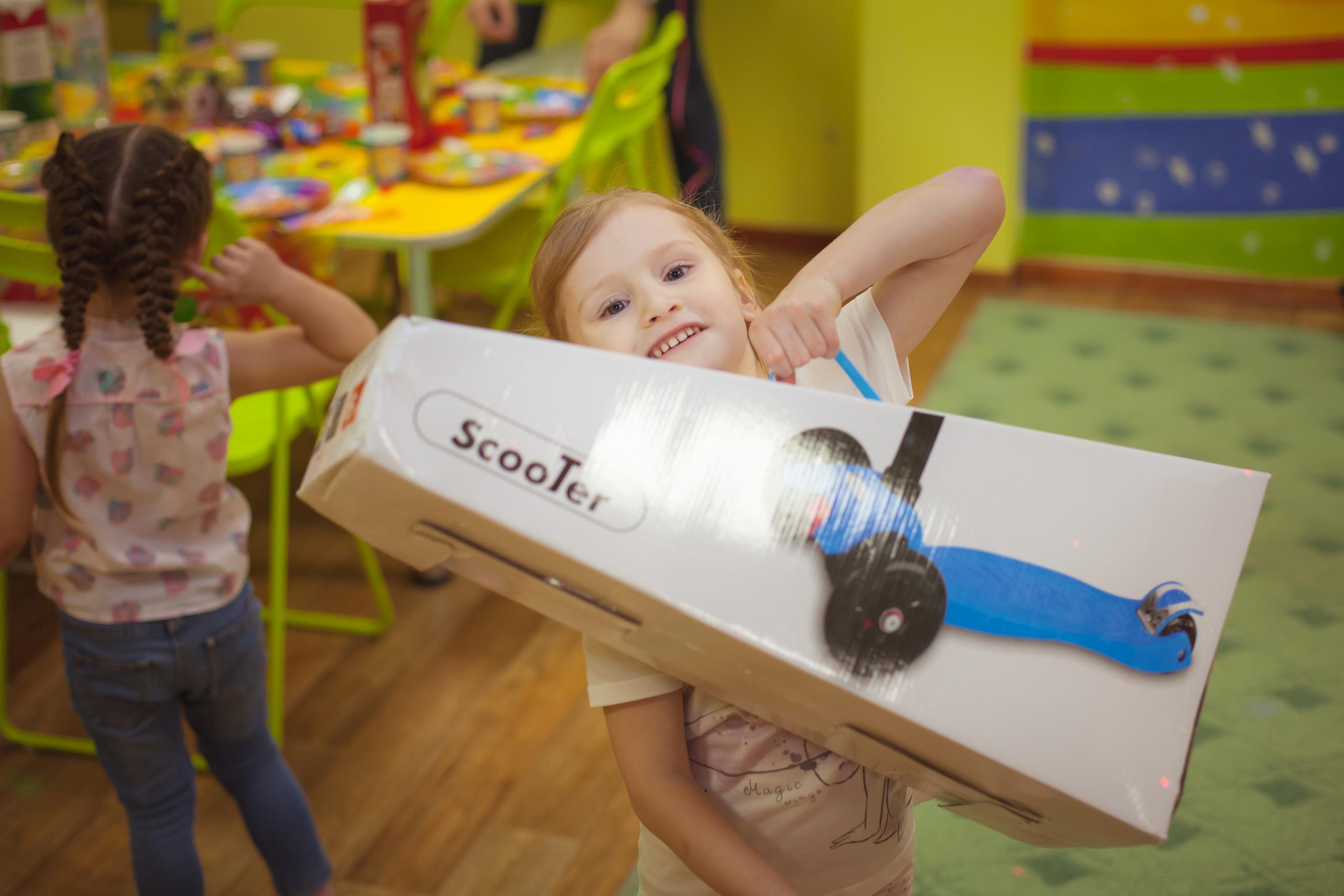 Детский и семейный фотограф -Антон Тюрин. Съемка детских праздников, с. Свадебный и семейный фотограф в Волжском Антон Тюрин