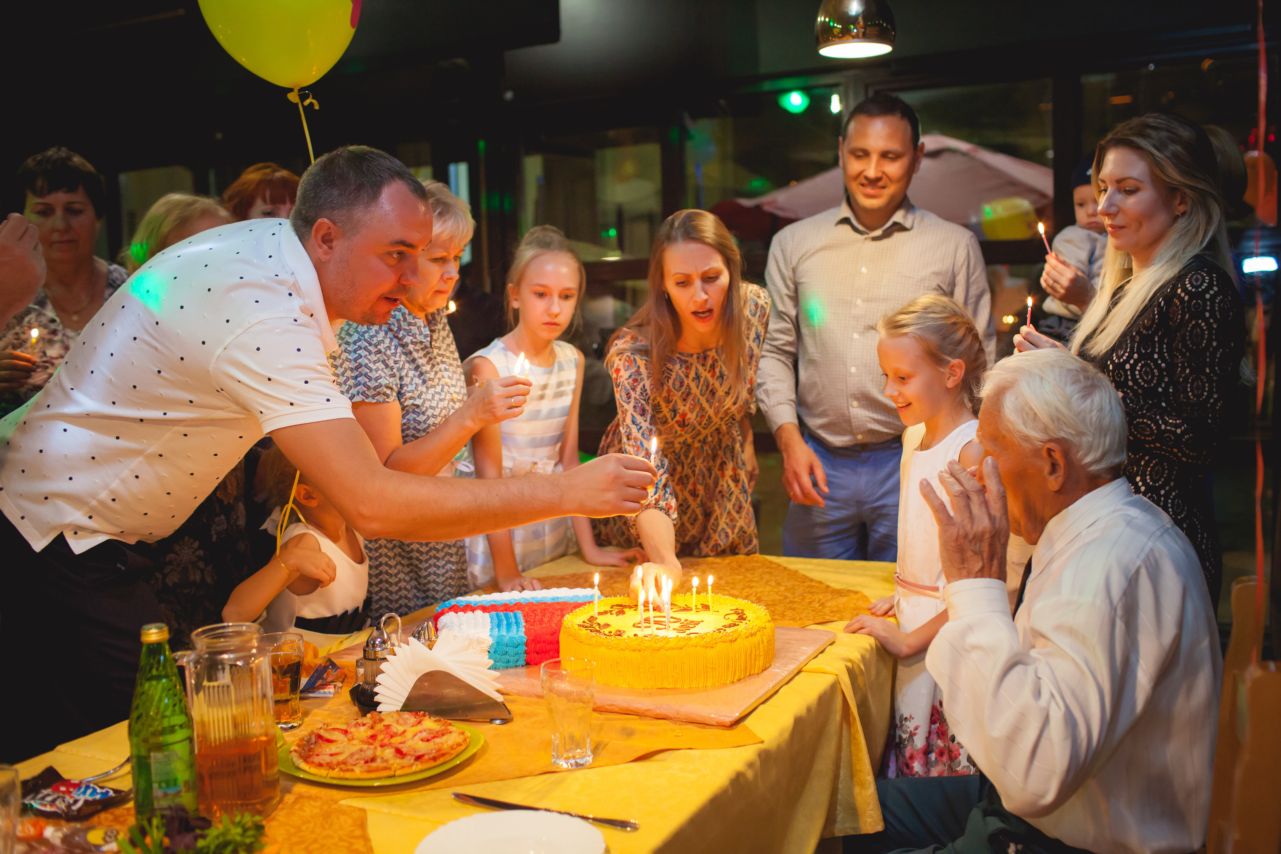 Съемка юбилеев, дней рождений, корпоративов. Свадебный и семейный фотограф в Волжском Антон Тюрин