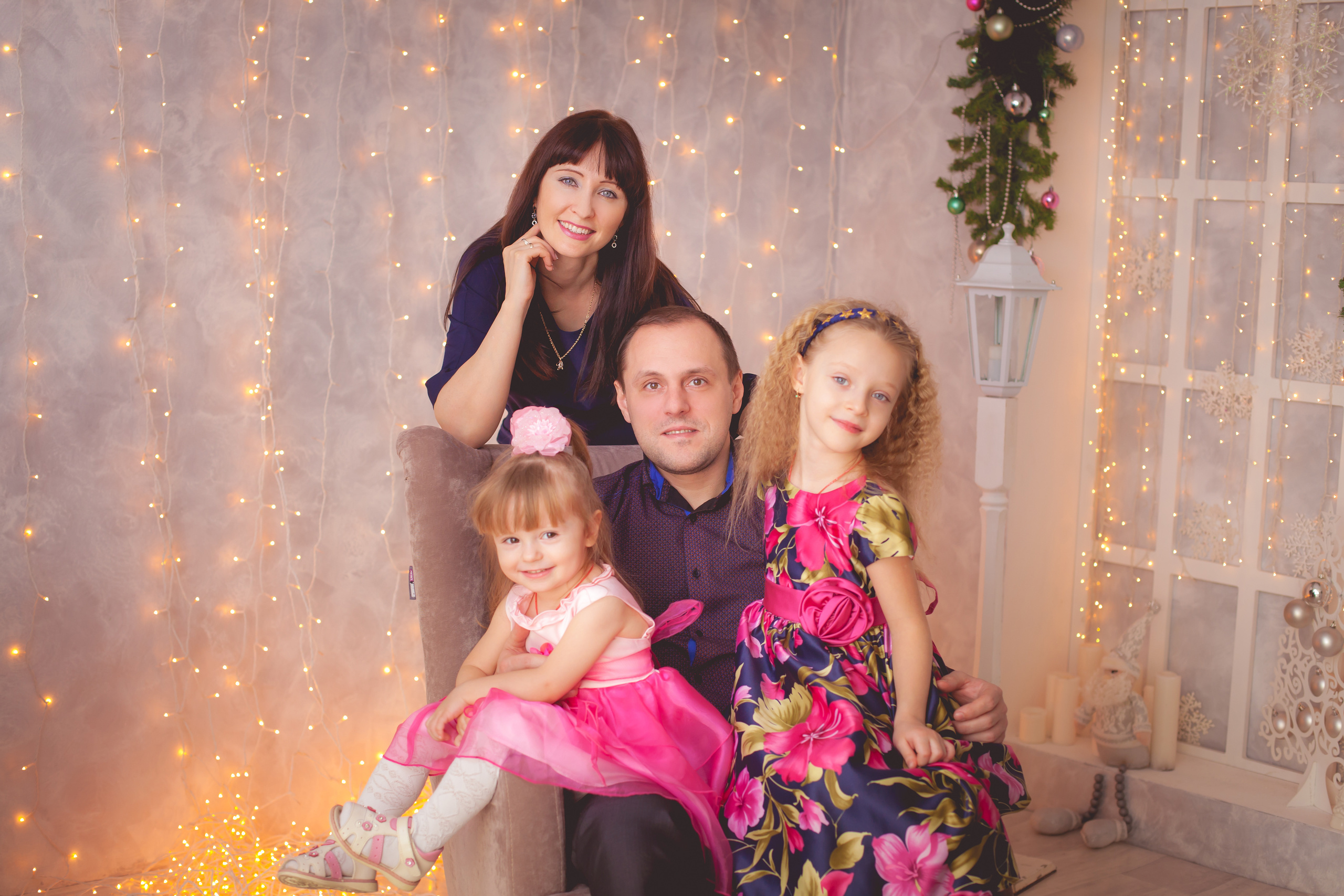 Детский и семейный фотограф -Антон Тюрин. Съемка детских праздников, с. Свадебный и семейный фотограф в Волжском Антон Тюрин