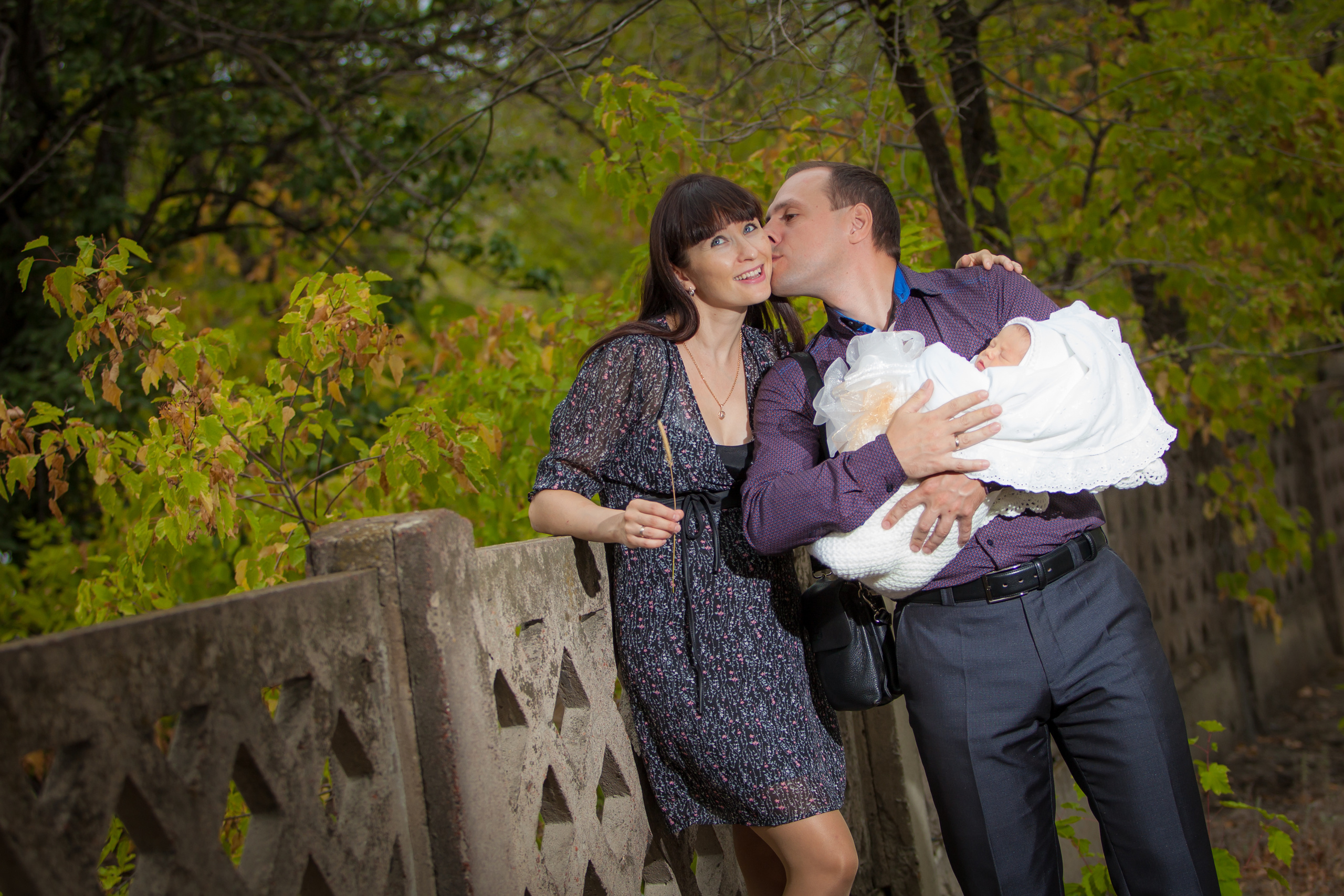 Детский и семейный фотограф -Антон Тюрин. Съемка детских праздников, с. Свадебный и семейный фотограф в Волжском Антон Тюрин