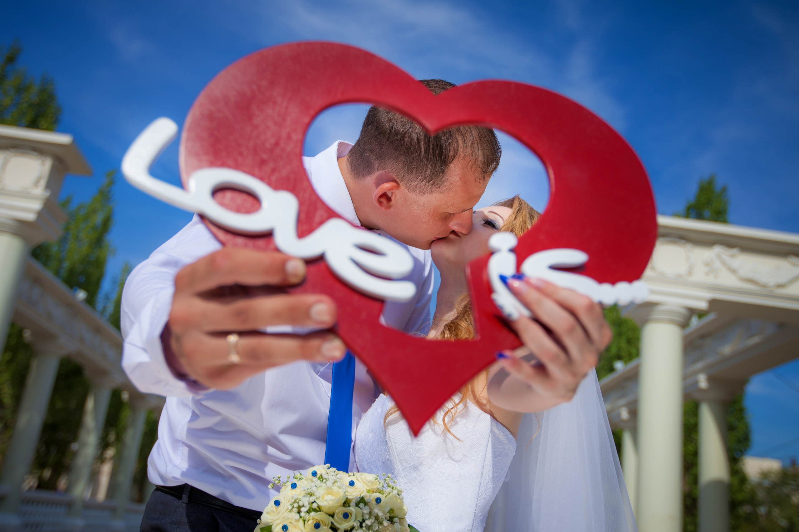 Свадебный фотограф в Волжском Антон Тюрин. Свадебный и семейный фотограф в Волжском Антон Тюрин