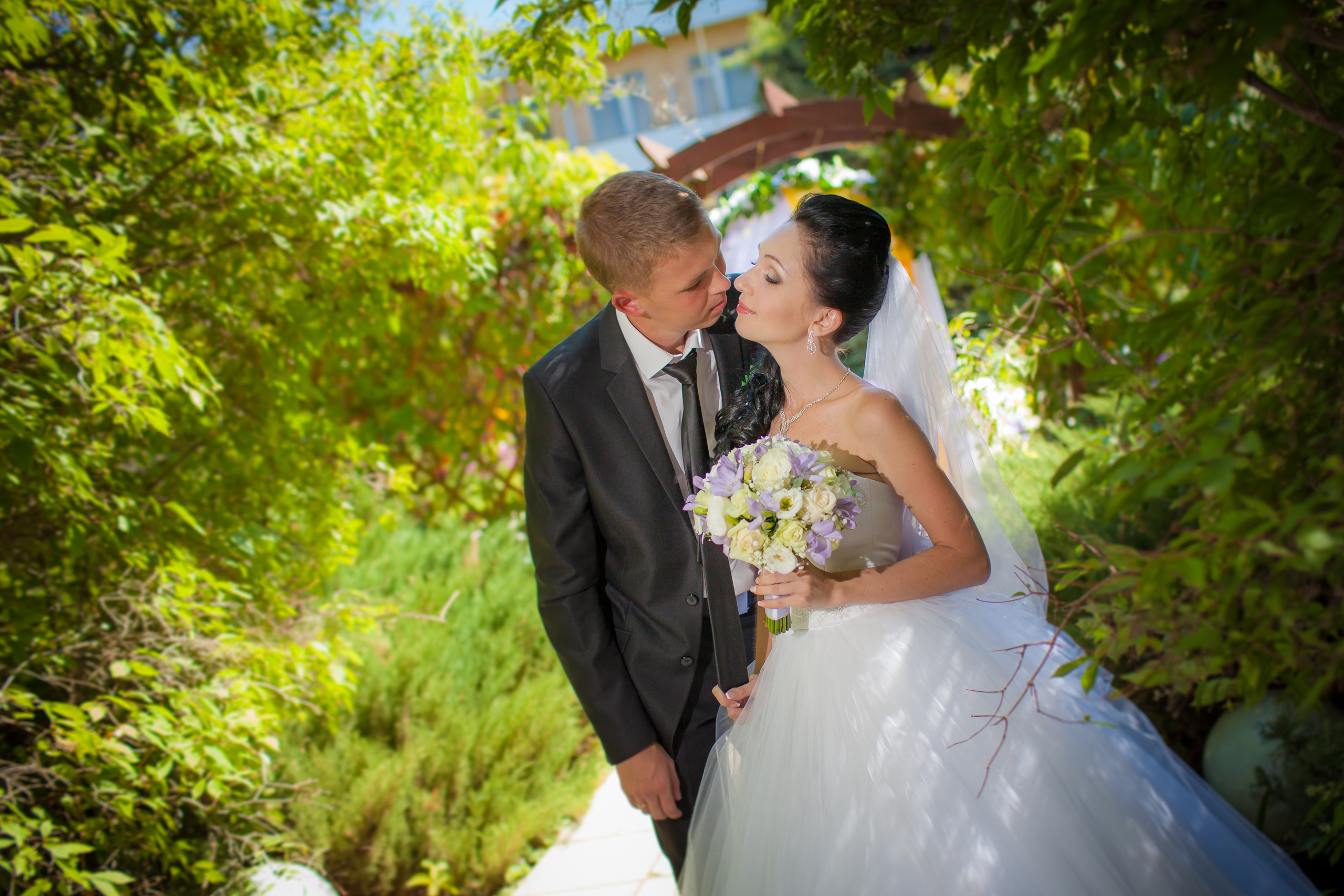 Свадебный фотограф в Волгограде Антон Тюрин. Свадебный и семейный фотограф в Волжском Антон Тюрин