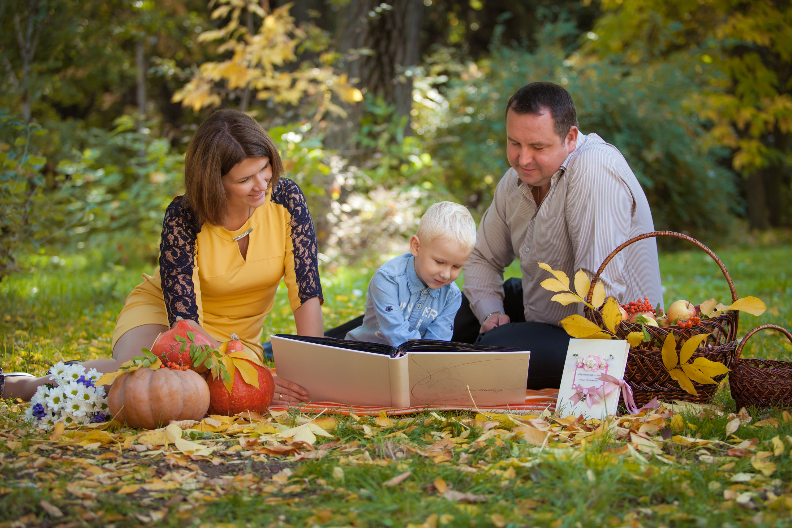 Детский и семейный фотограф -Антон Тюрин. Съемка детских праздников, с. Свадебный и семейный фотограф в Волжском Антон Тюрин