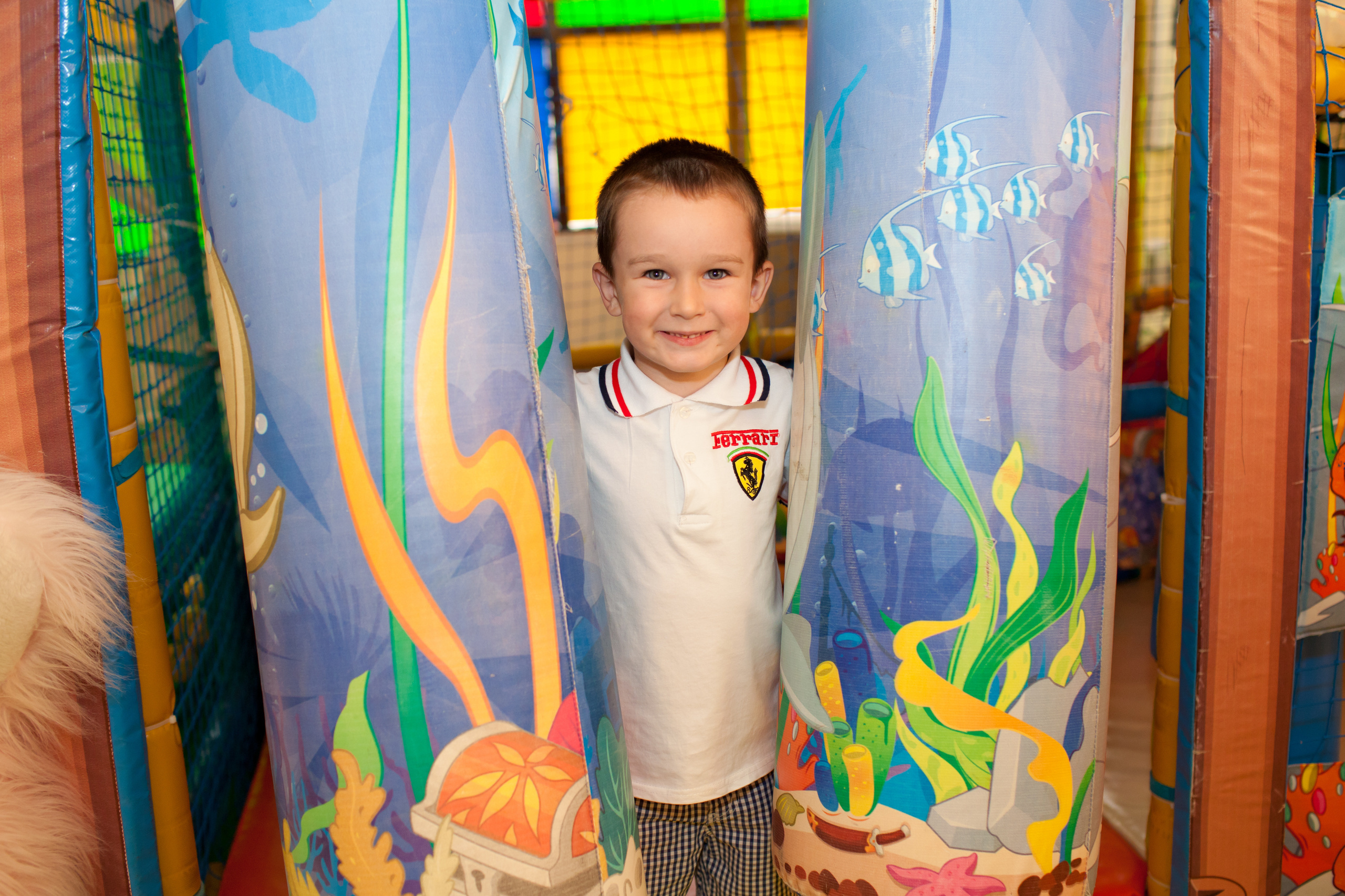 Детский и семейный фотограф -Антон Тюрин. Съемка детских праздников, с. Свадебный и семейный фотограф в Волжском Антон Тюрин