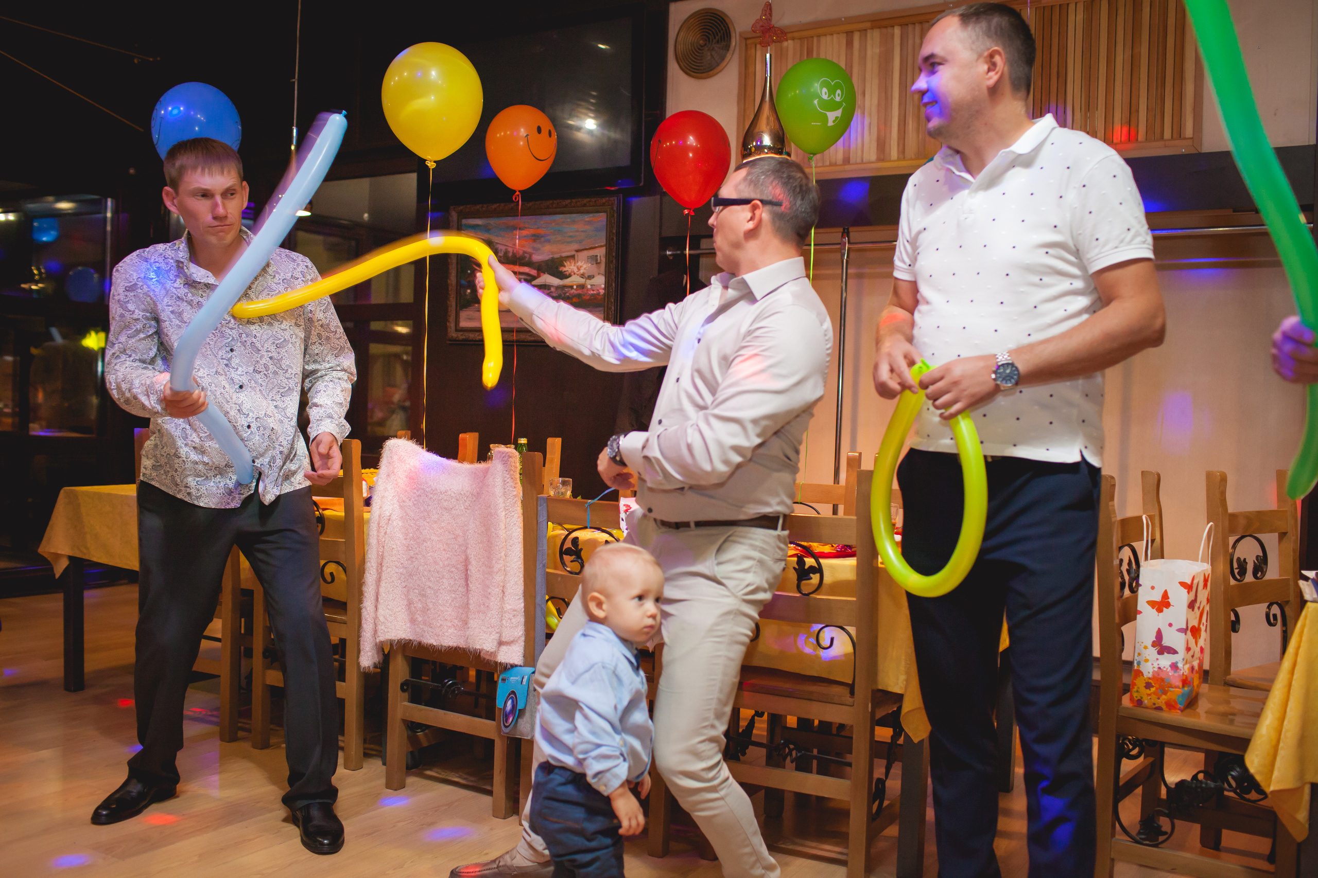 Съемка юбилеев, дней рождений, корпоративов. Свадебный и семейный фотограф в Волжском Антон Тюрин