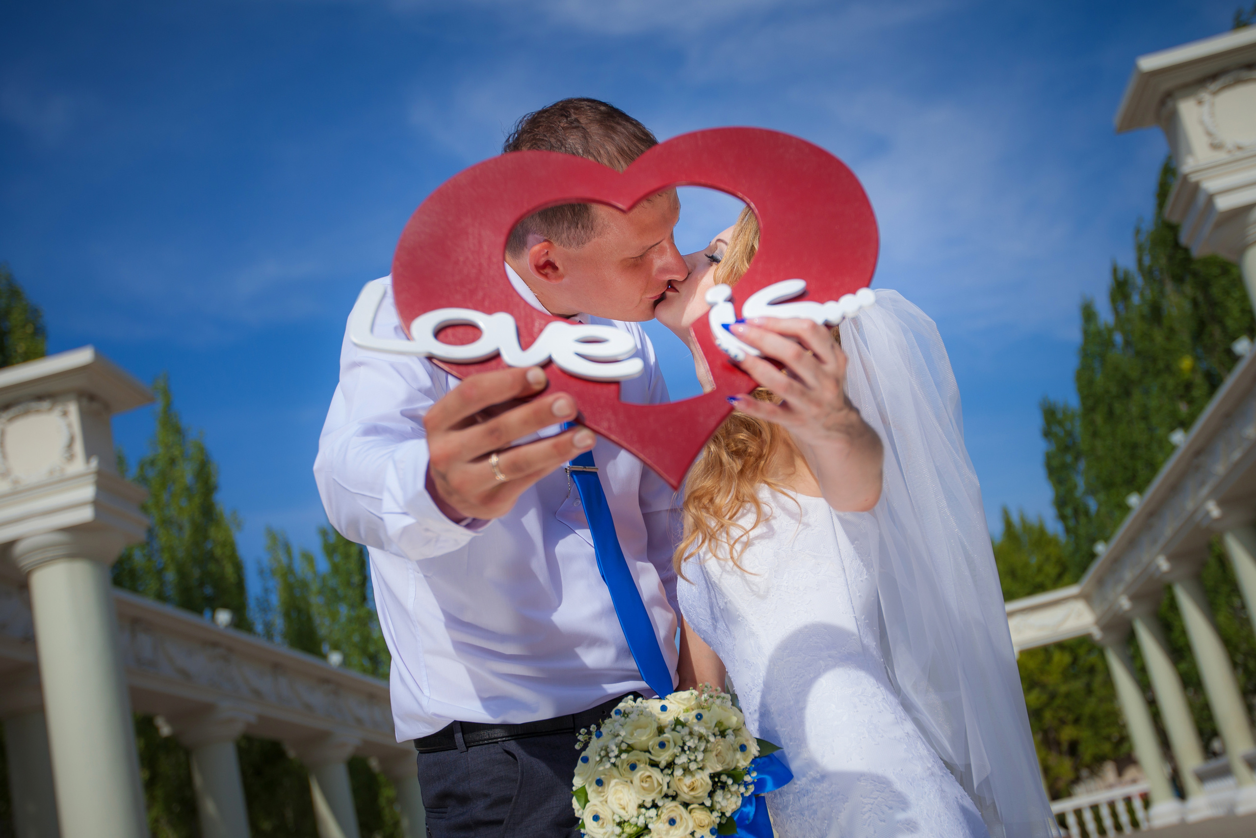 Свадебный фотограф в Волжском Антон Тюрин. Свадебный и семейный фотограф в Волжском Антон Тюрин