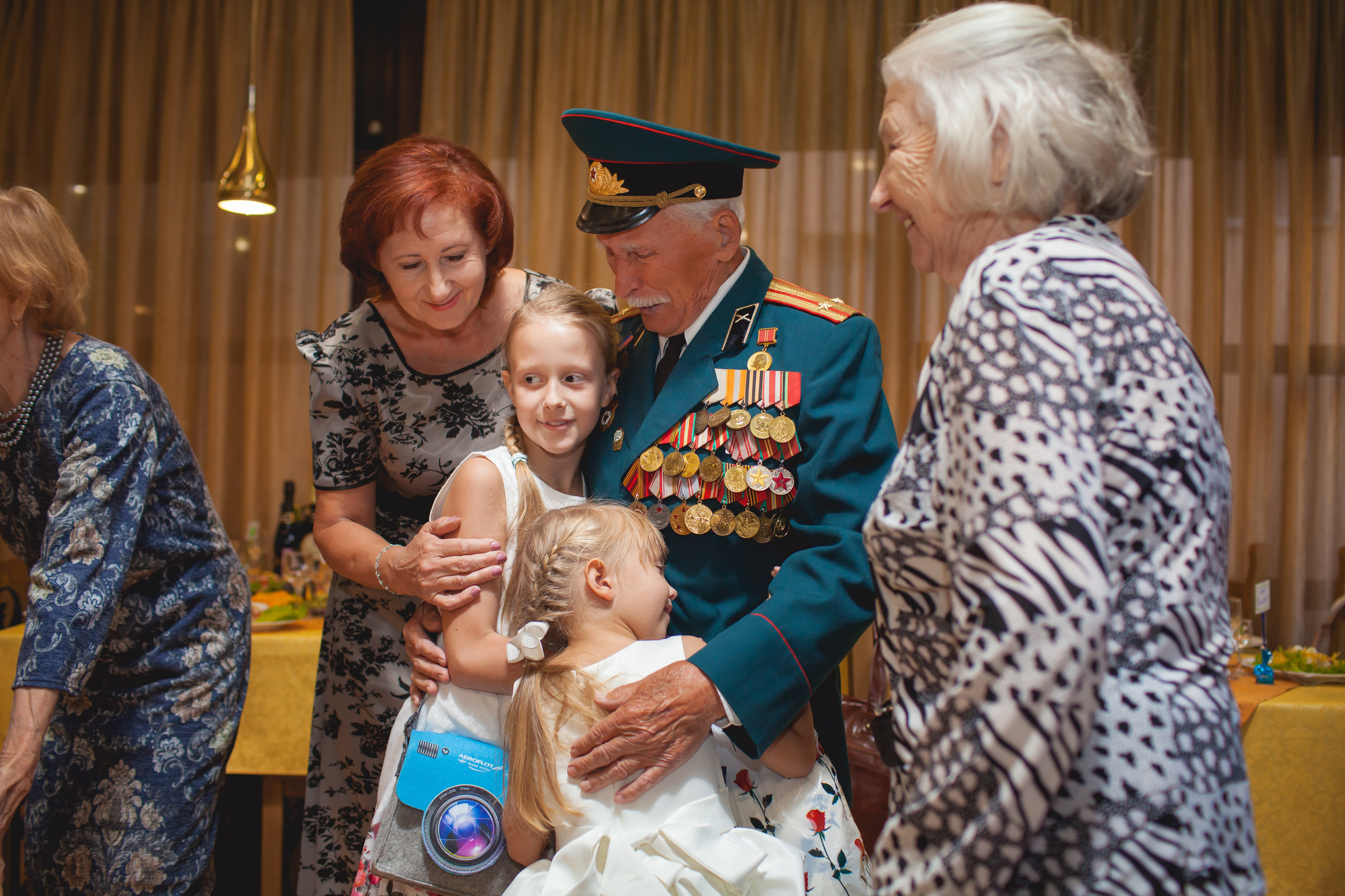 Съемка юбилеев, дней рождений, корпоративов. Свадебный и семейный фотограф в Волжском Антон Тюрин